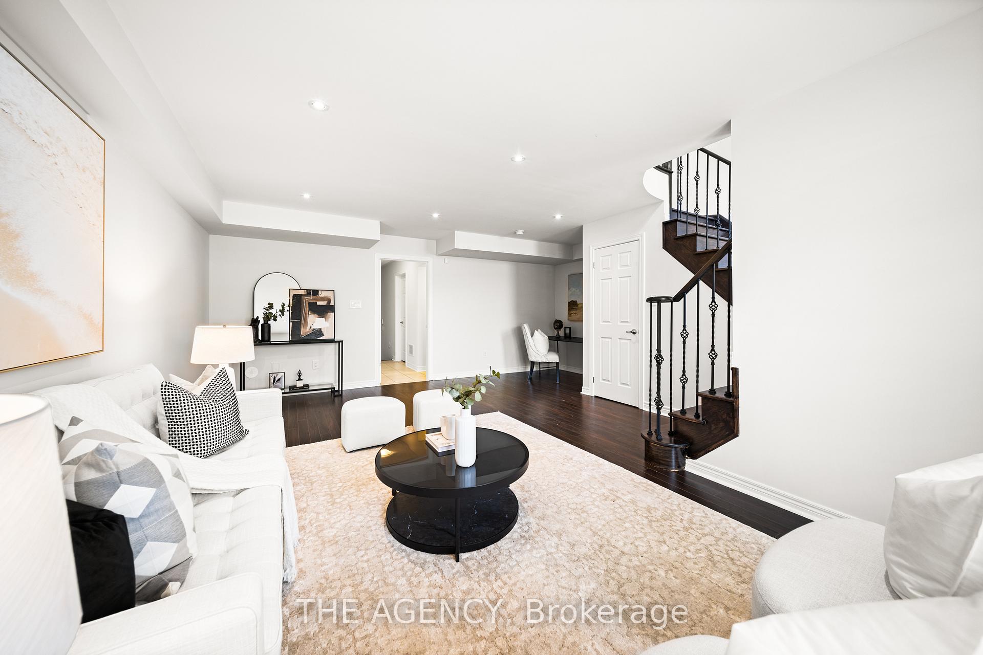 Photo 3 of 80 Grand Trunk Avenue, Vaughan, Patterson — HOMEH