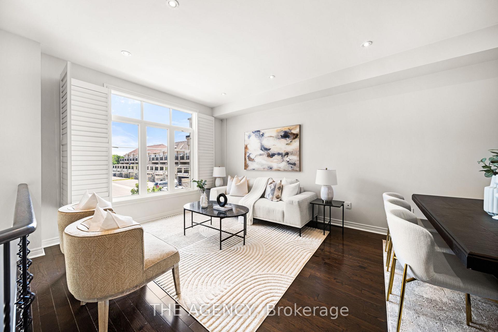 Photo 5 of 80 Grand Trunk Avenue, Vaughan, Patterson — HOMEH