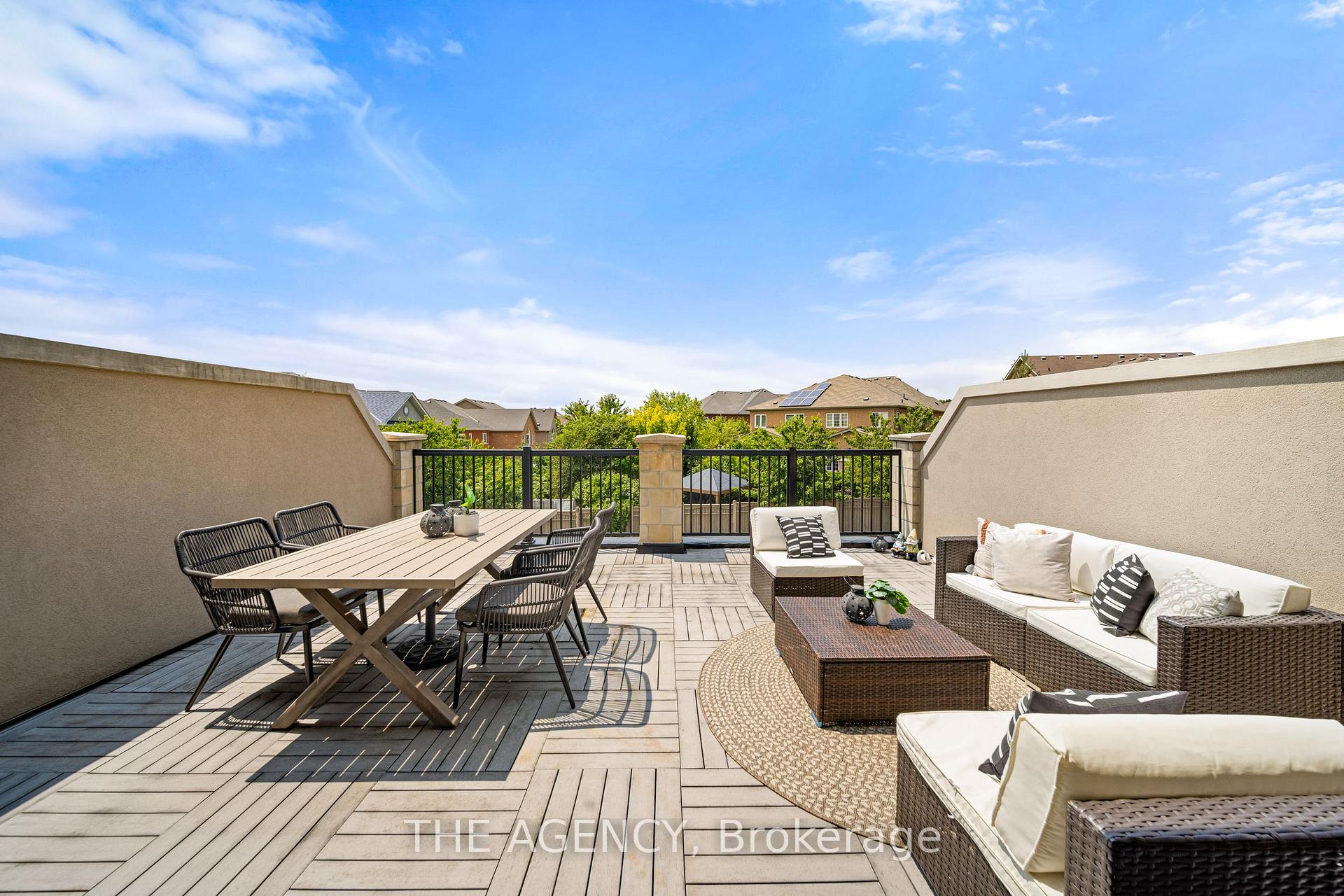 Photo 15 of 80 Grand Trunk Avenue, Vaughan, Patterson — HOMEH
