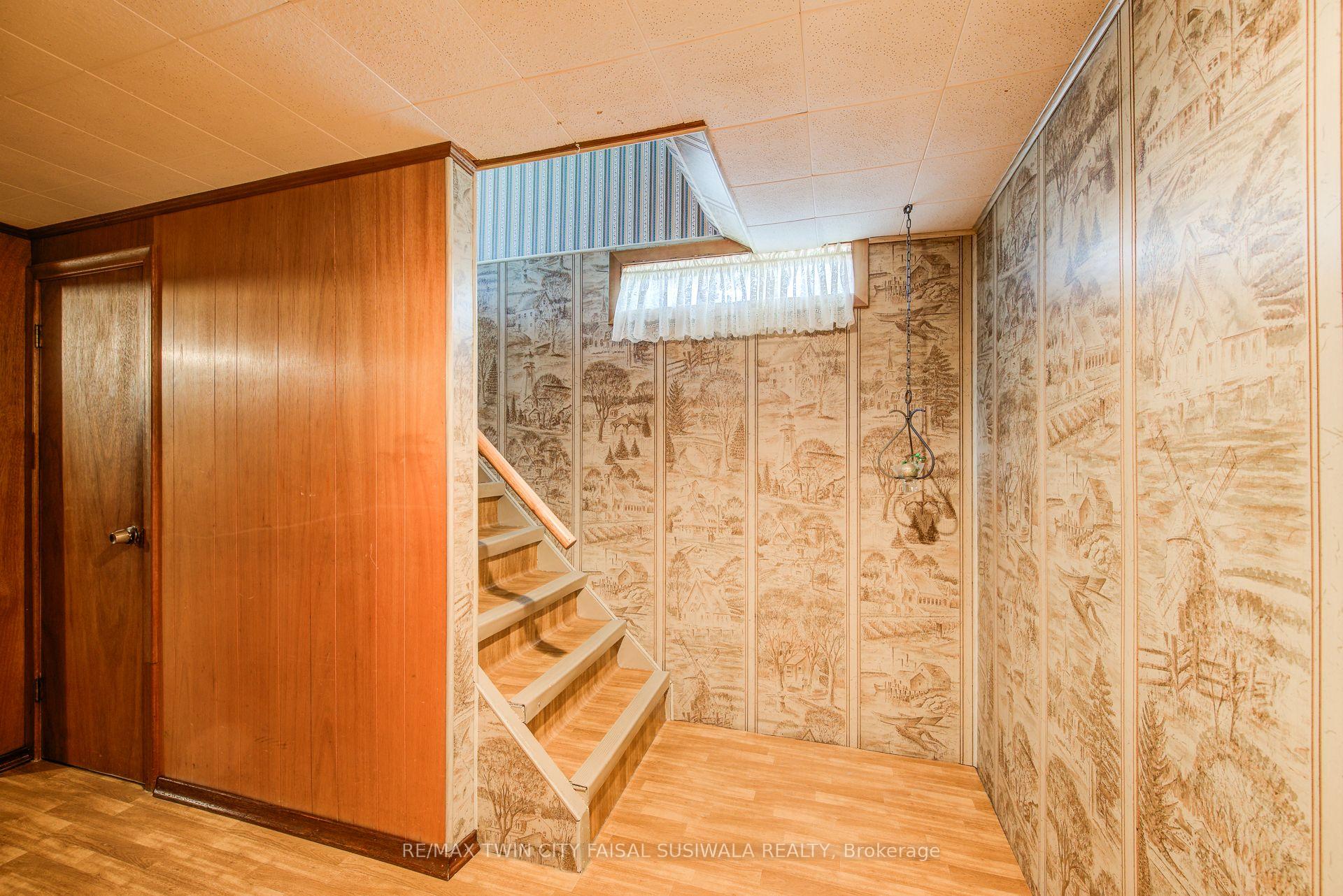 Photo 18 of 178 Vermont Street, Waterloo — HOMEH