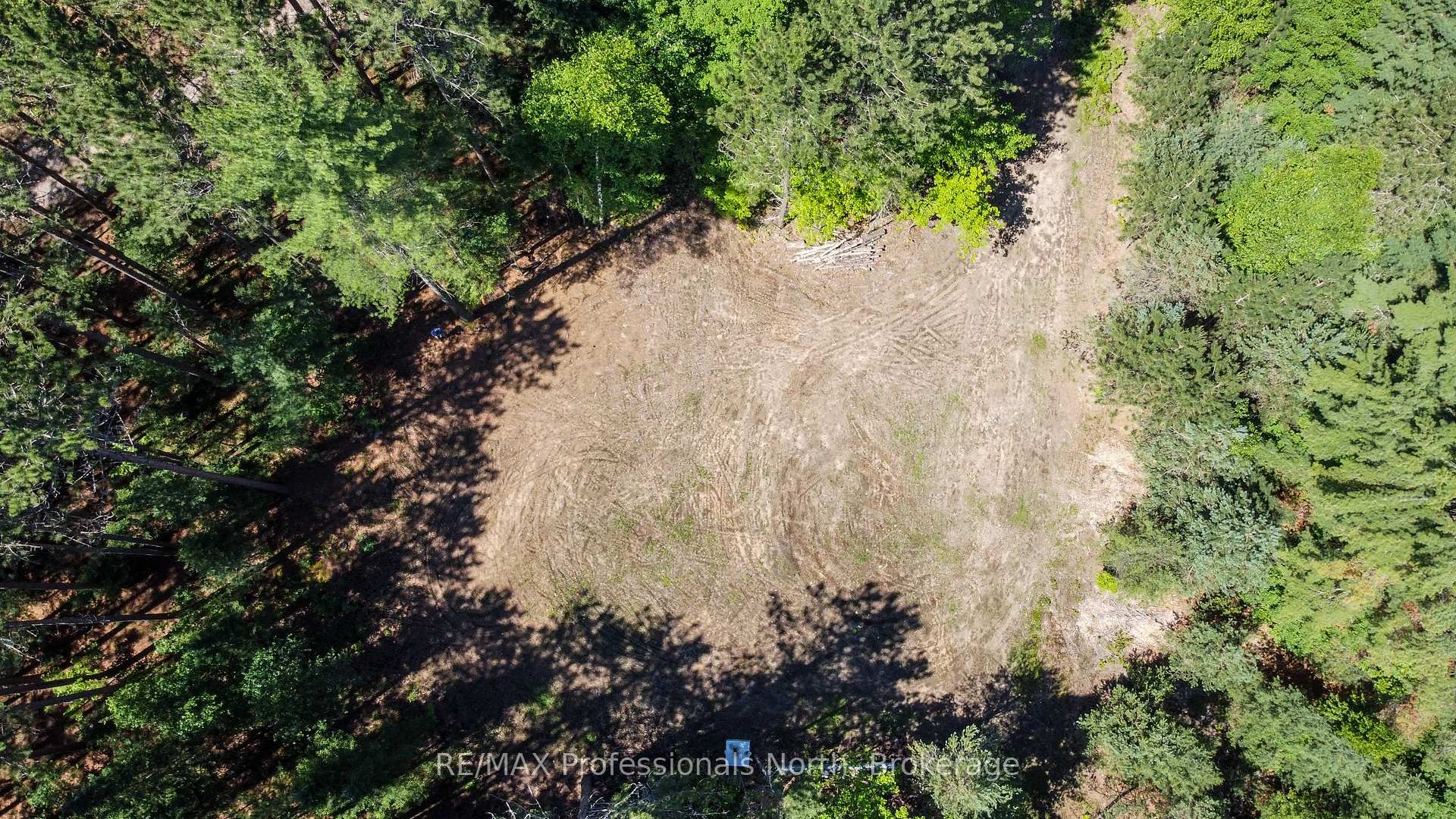 Photo 1 of 1120 Chetwynd Road W, Armour — HOMEH
