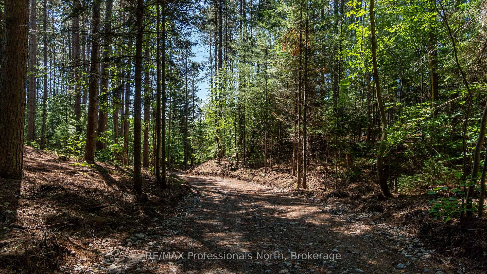 Photo 11 of 1120 Chetwynd Road W, Armour — HOMEH