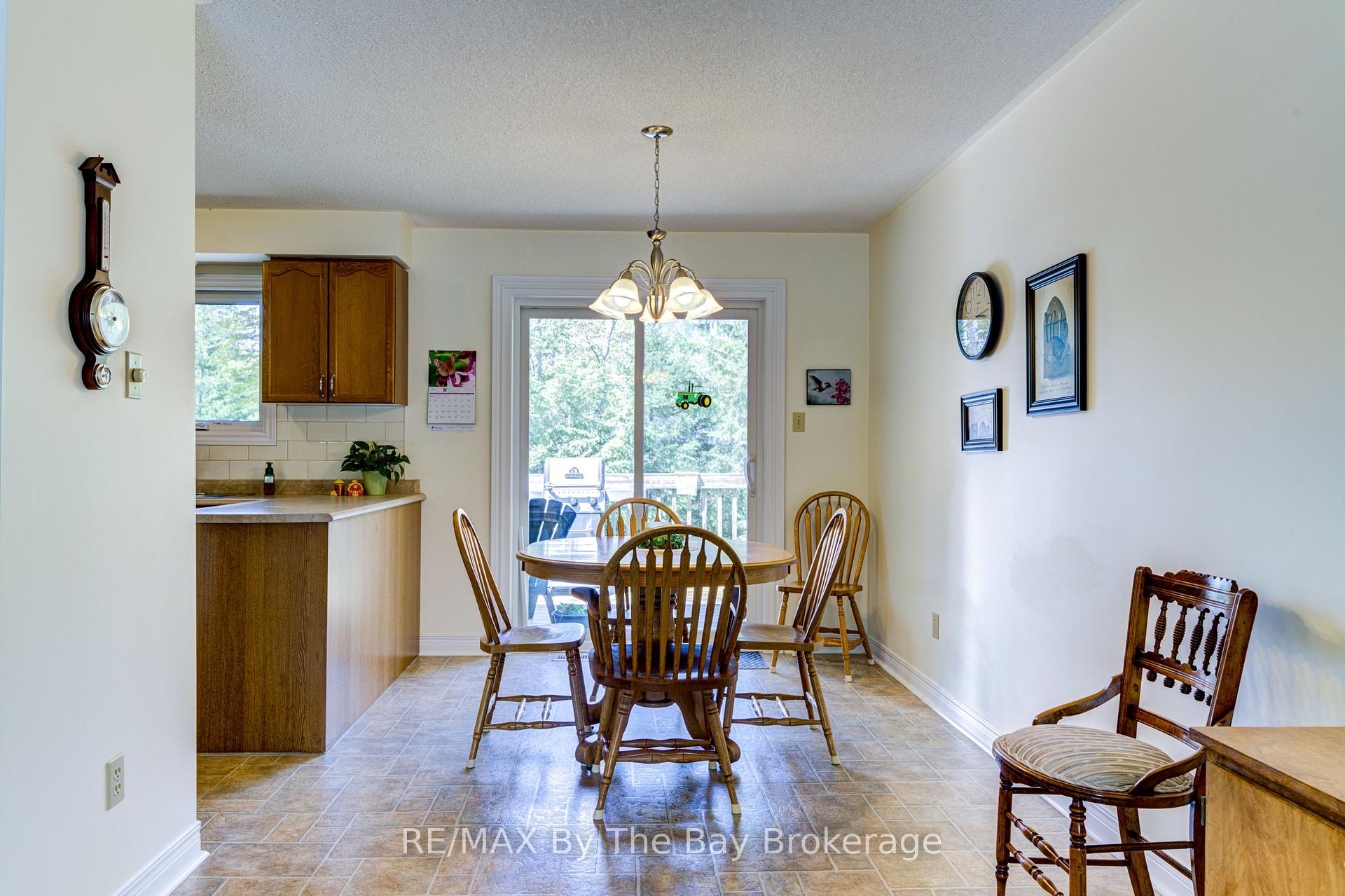 Photo 13 of 21 Portugal Path, Wasaga Beach — HOMEH