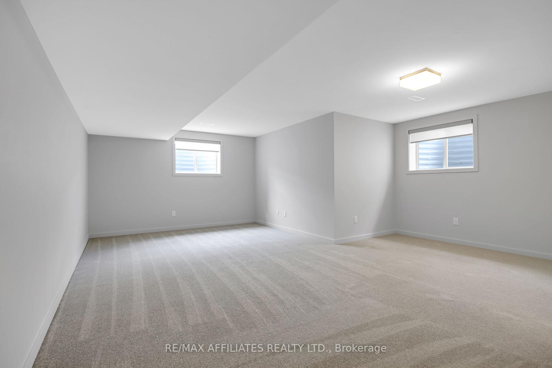 Photo 16 of 508 Borbridge Avenue, Ottawa, Riverside South/Gloucester Glen — HOMEH