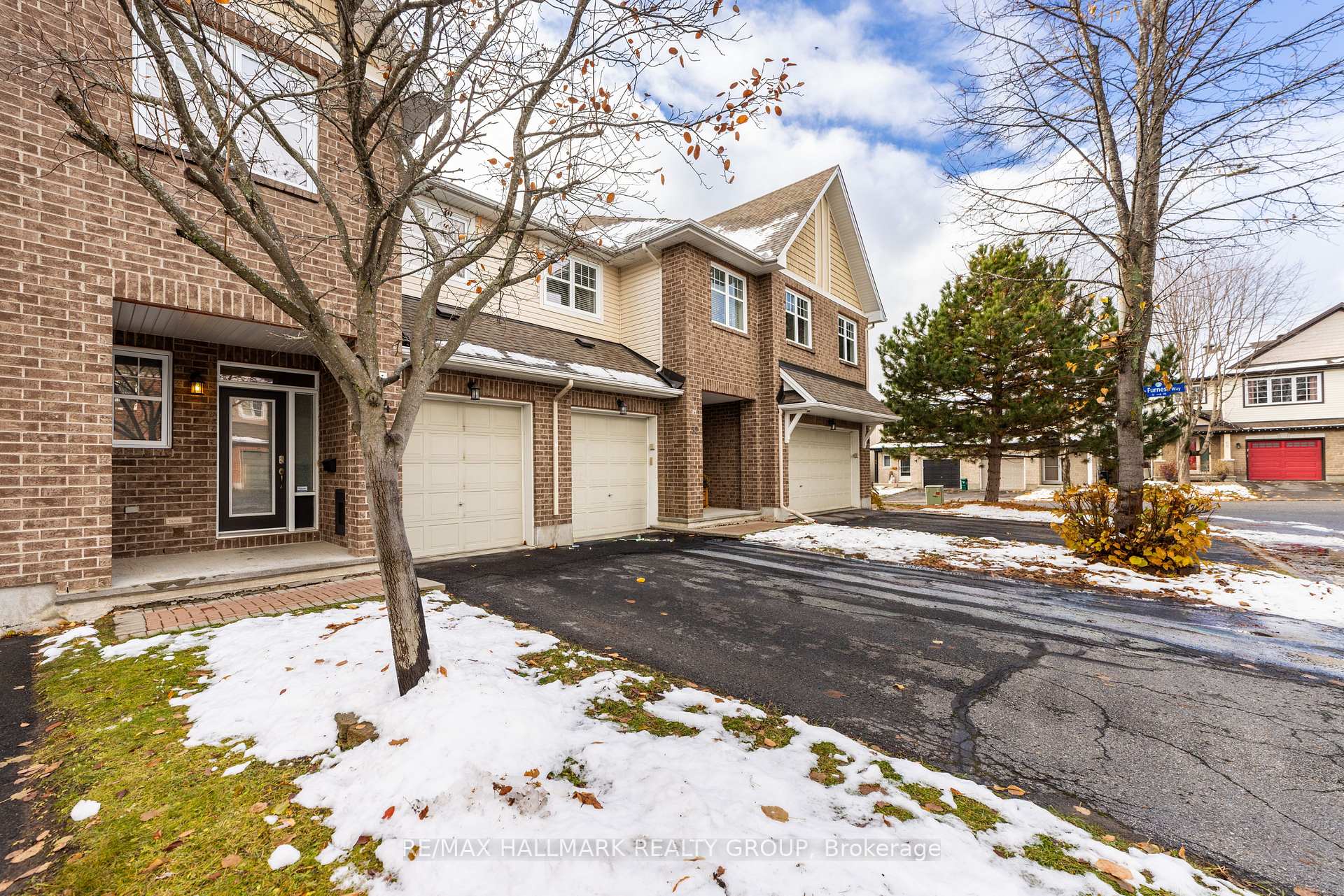 Photo 10 of 54 Selhurst Avenue, Ottawa, Barrhaven East — HOMEH