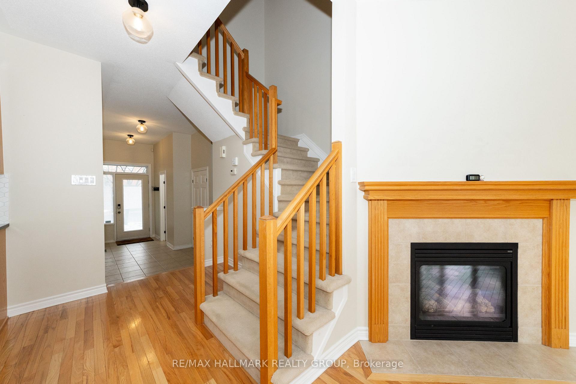 Photo 13 of 54 Selhurst Avenue, Ottawa, Barrhaven East — HOMEH