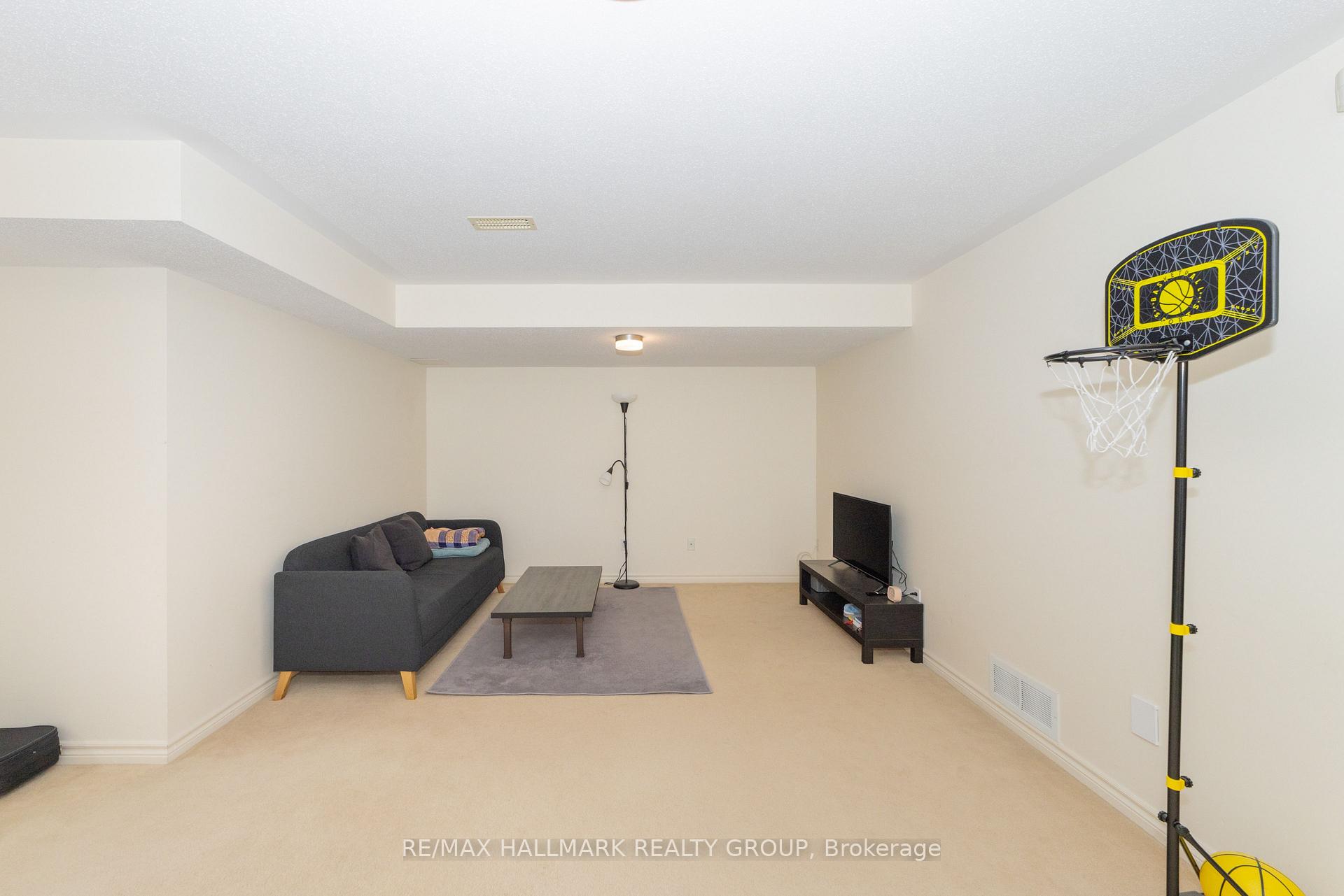 Photo 25 of 54 Selhurst Avenue, Ottawa, Barrhaven East — HOMEH