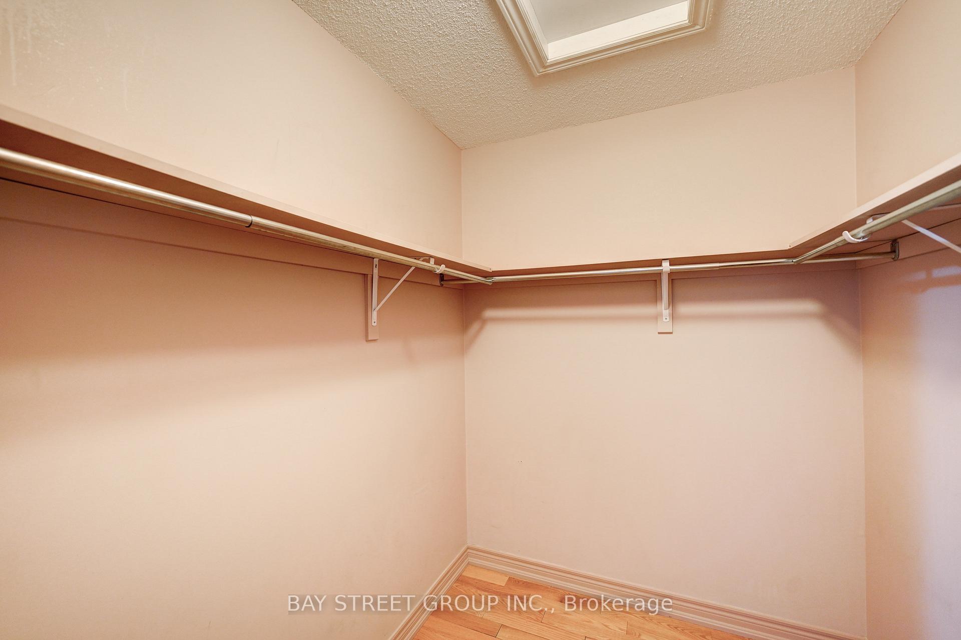Photo 26 of 42 Maple Sugar Lane, Vaughan, Patterson — HOMEH