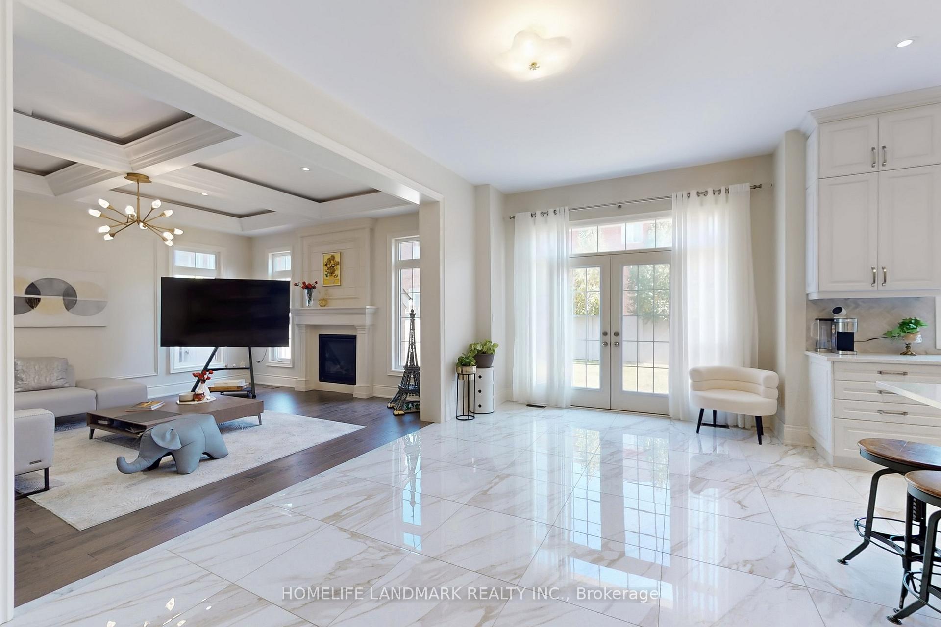 Photo 9 of 213 Farrell Road, Vaughan, Patterson — HOMEH