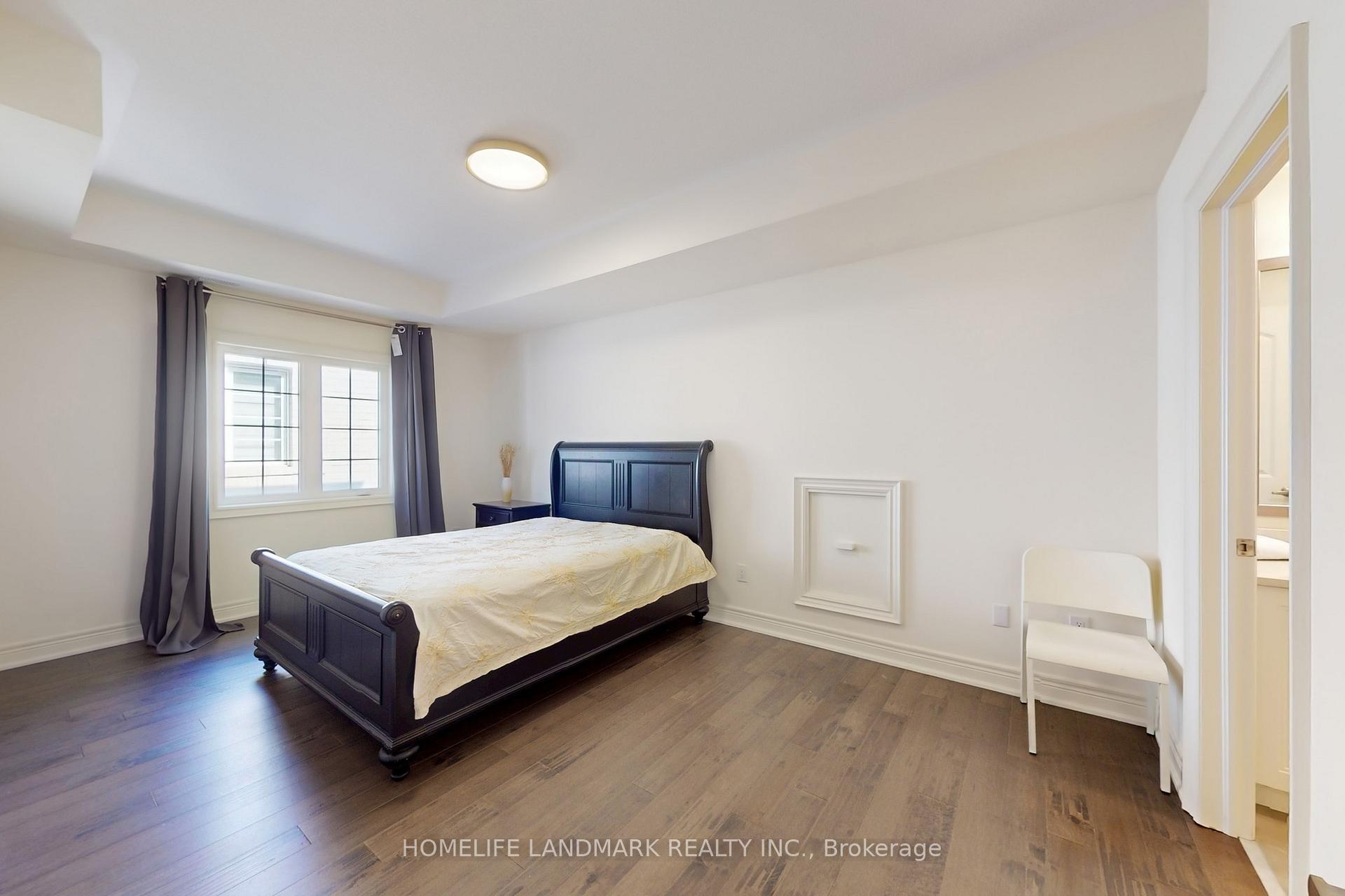 Photo 40 of 213 Farrell Road, Vaughan, Patterson — HOMEH