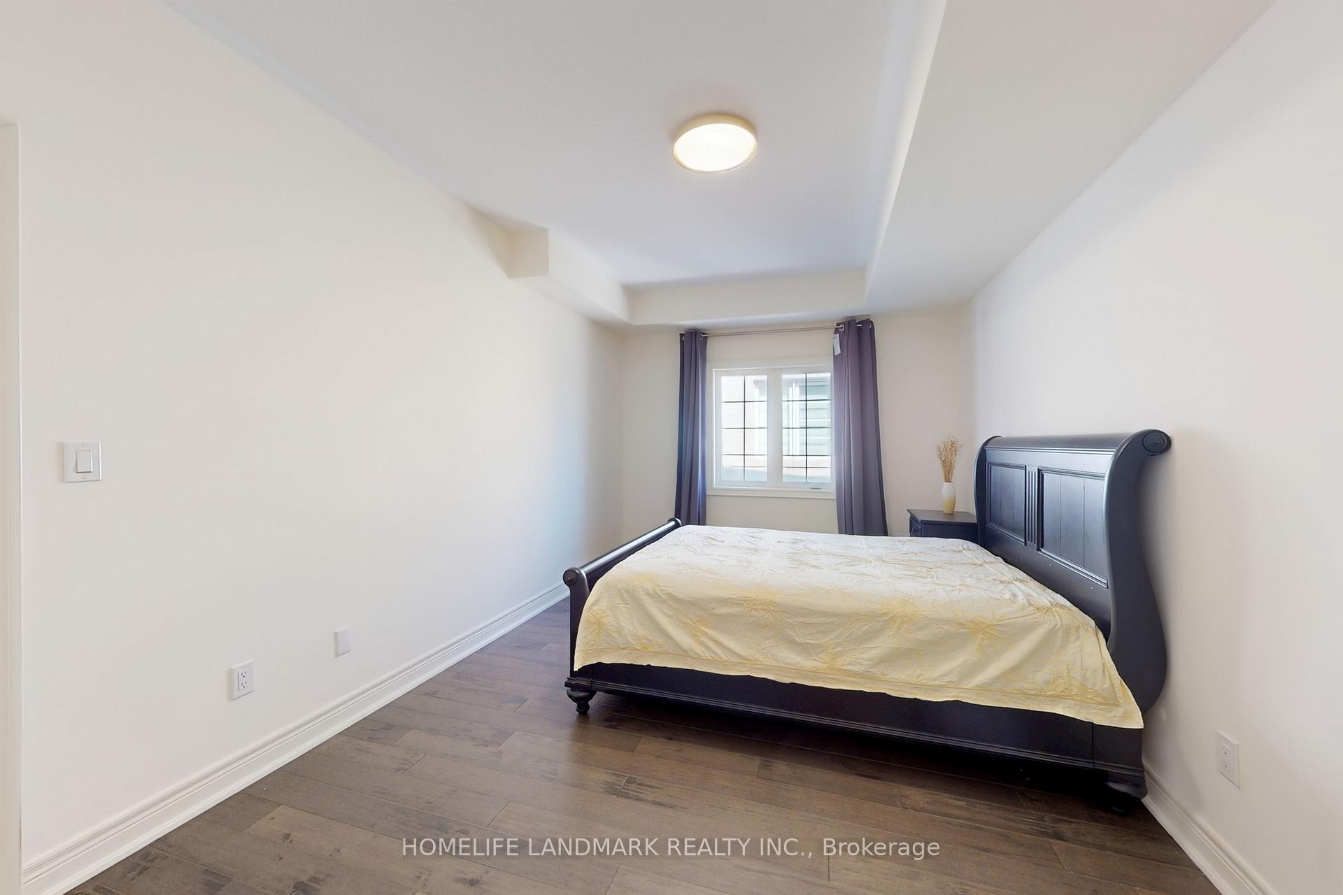Photo 41 of 213 Farrell Road, Vaughan, Patterson — HOMEH