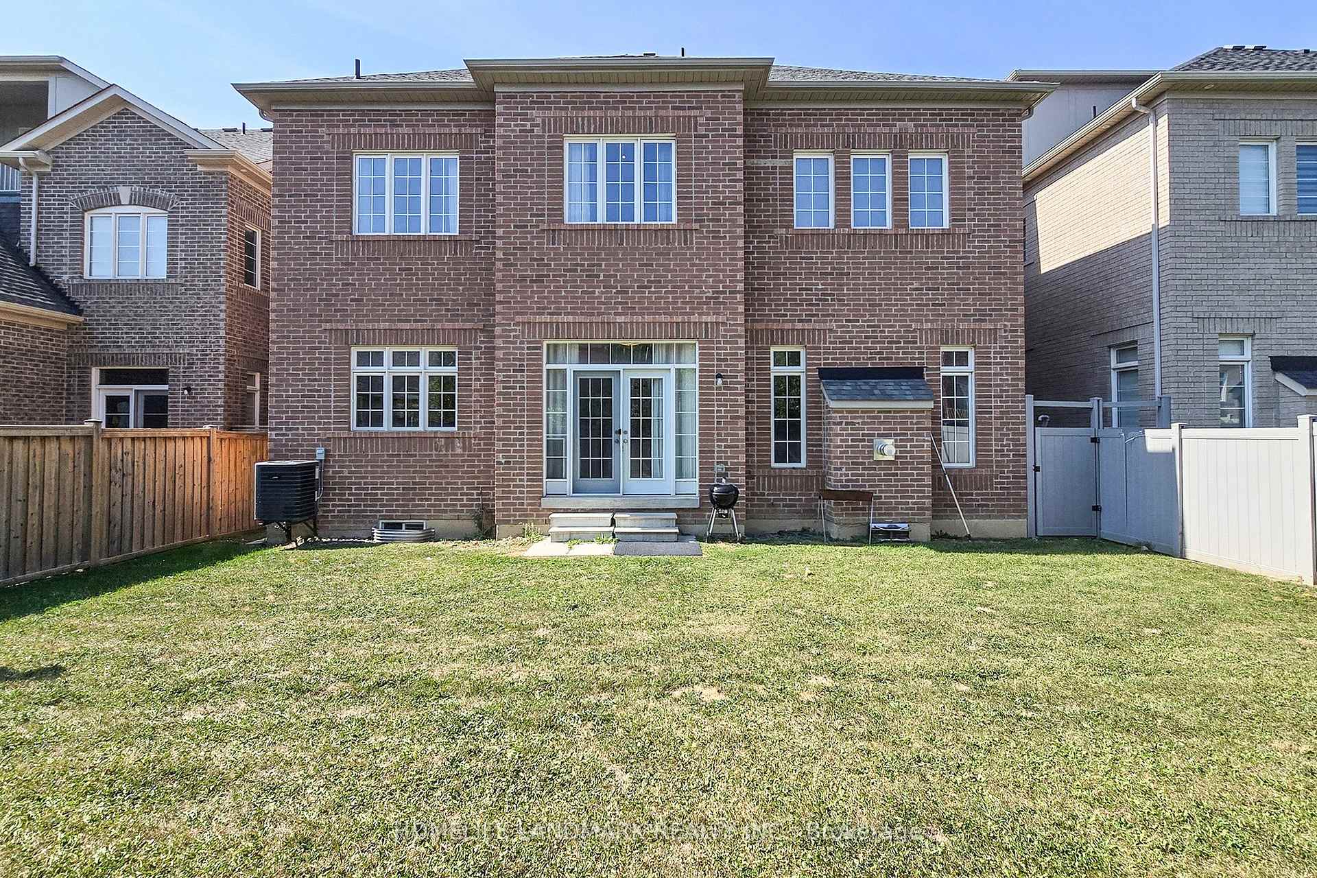 Photo 49 of 213 Farrell Road, Vaughan, Patterson — HOMEH