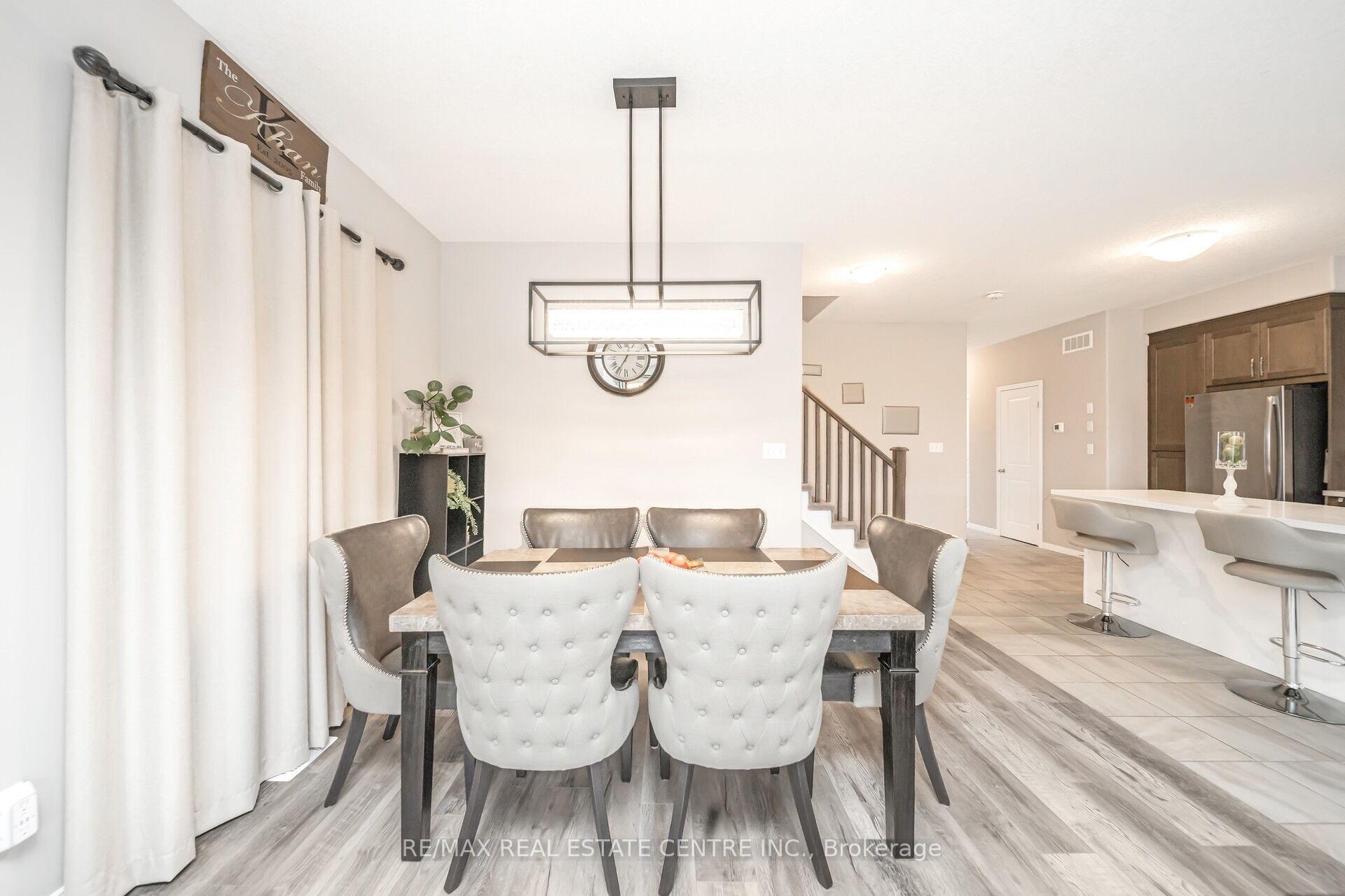 Photo 14 of 275 Buttonbush Street, Waterloo — HOMEH