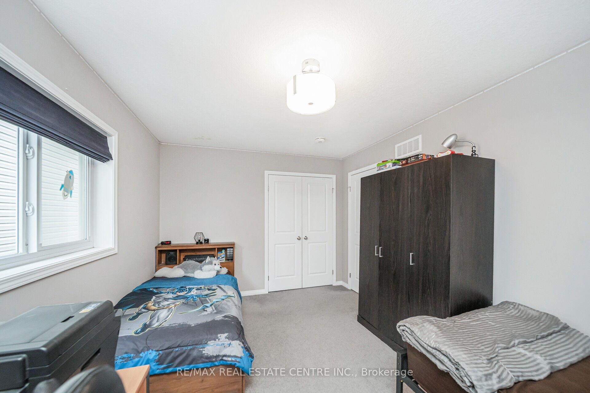 Photo 30 of 275 Buttonbush Street, Waterloo — HOMEH