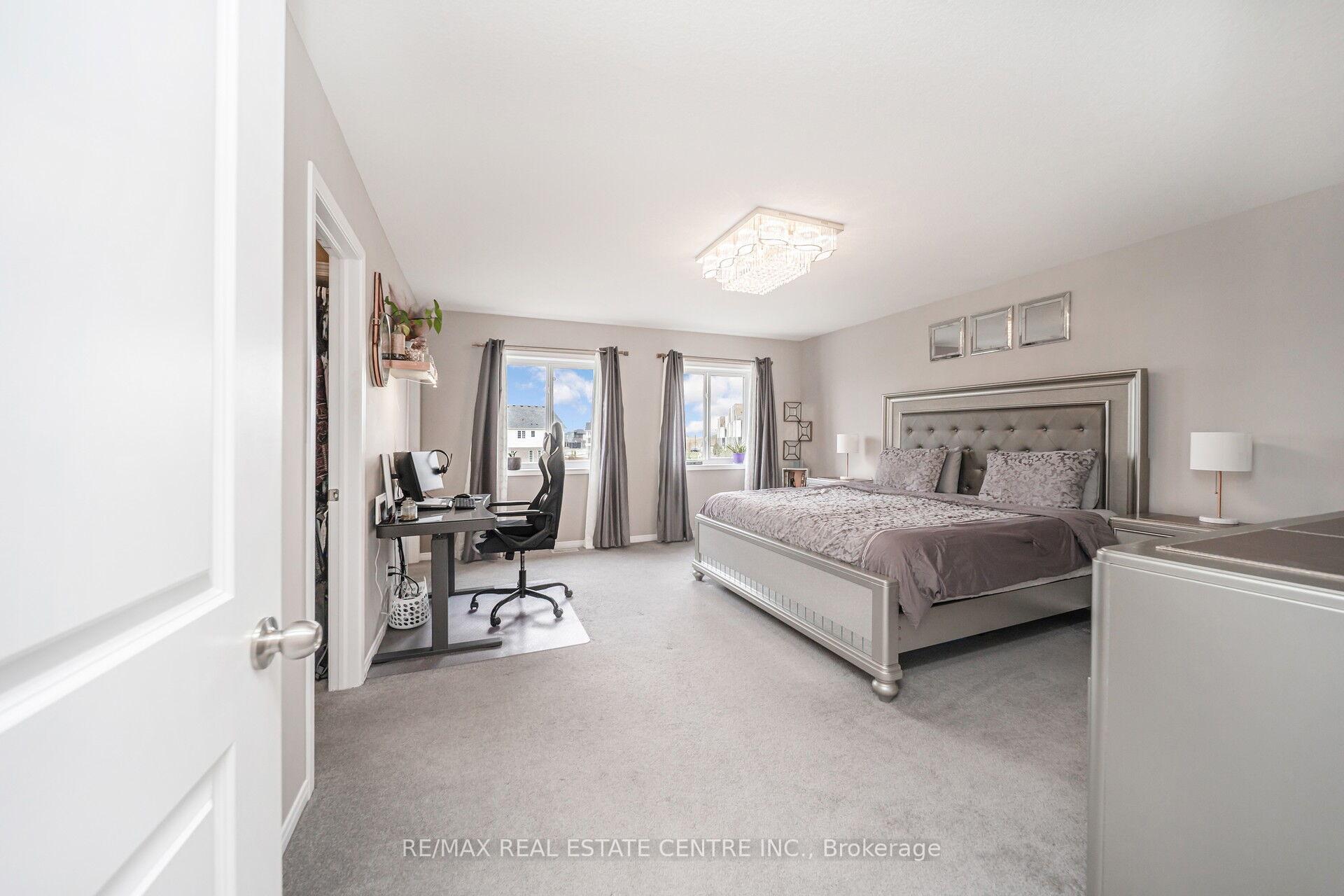 Photo 35 of 275 Buttonbush Street, Waterloo — HOMEH