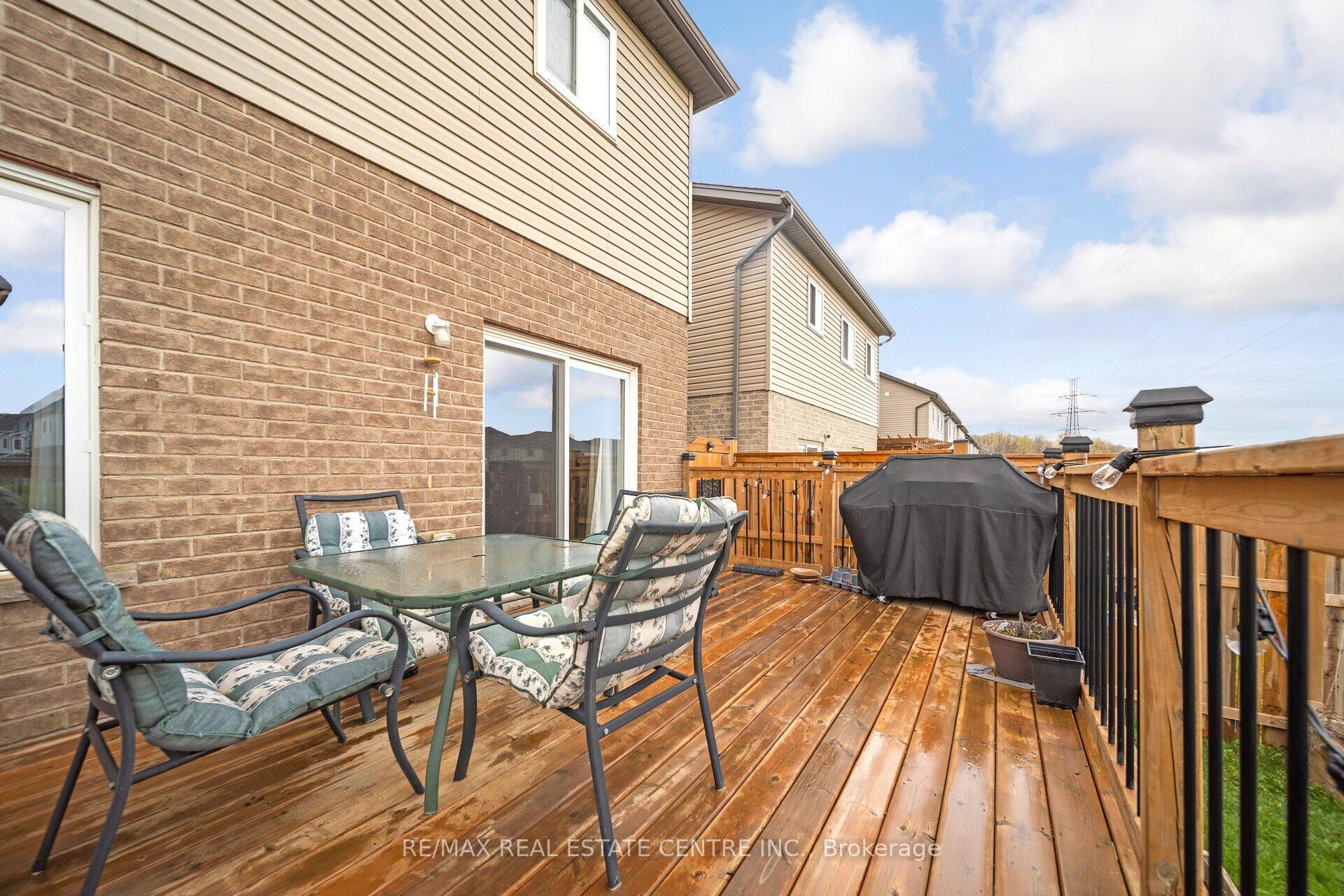 Photo 44 of 275 Buttonbush Street, Waterloo — HOMEH