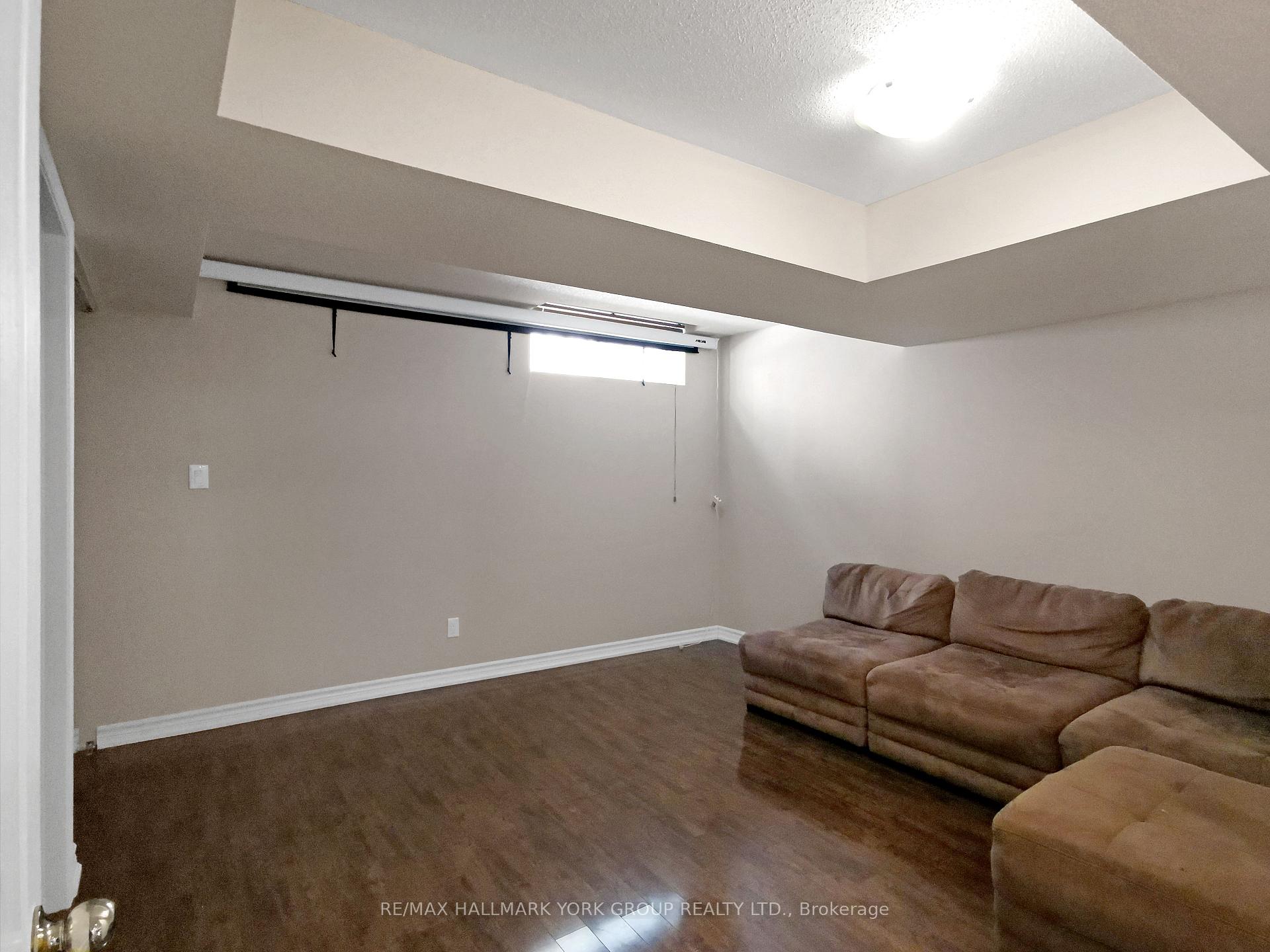 Photo 22 of 311 Twin Hills Crescent, Vaughan, Vellore Village — HOMEH