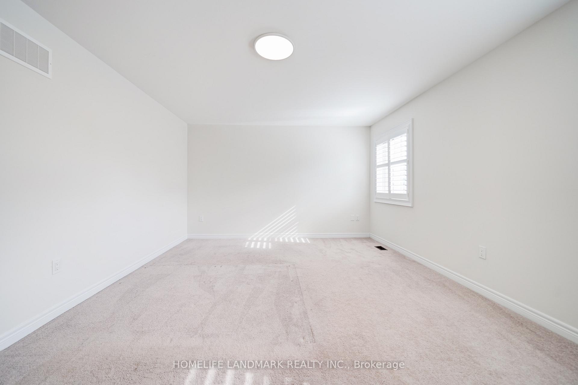 Photo 43 of 175 Scrivener Drive, Aurora, Rural Aurora — HOMEH