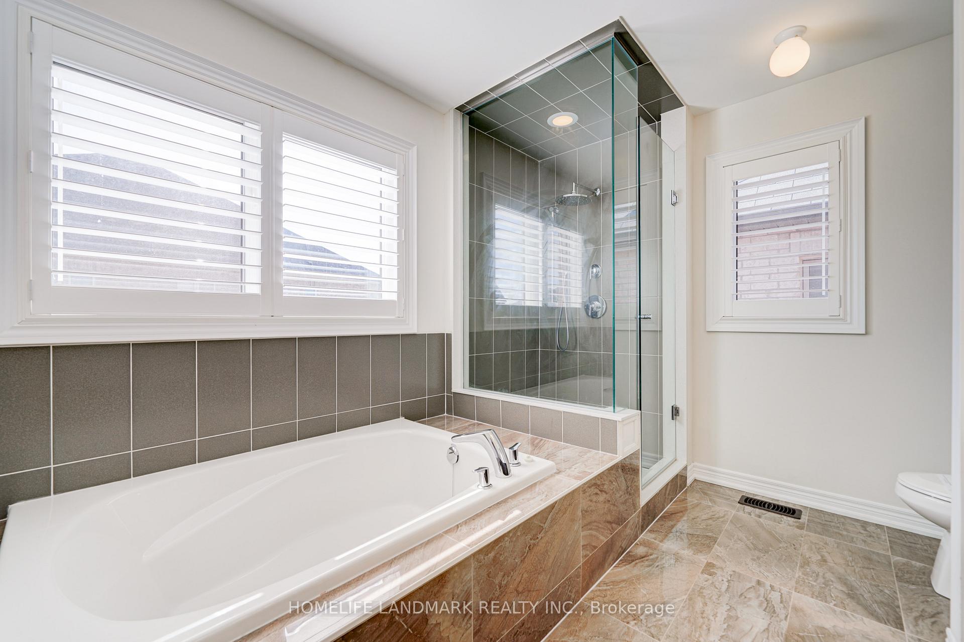 Photo 38 of 175 Scrivener Drive, Aurora, Rural Aurora — HOMEH