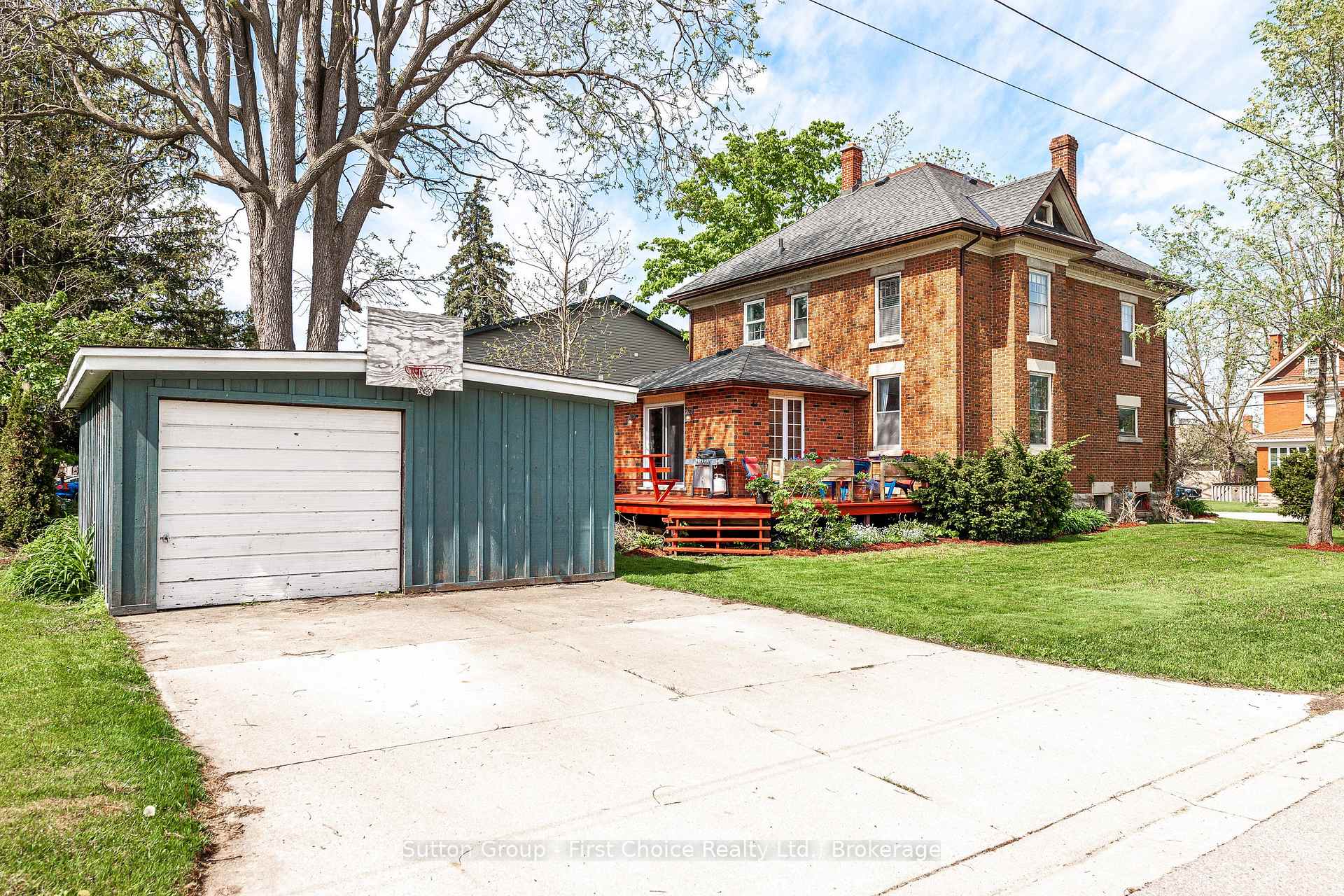 Photo 7 of 135 St. David Street N, West Perth, Mitchell — HOMEH