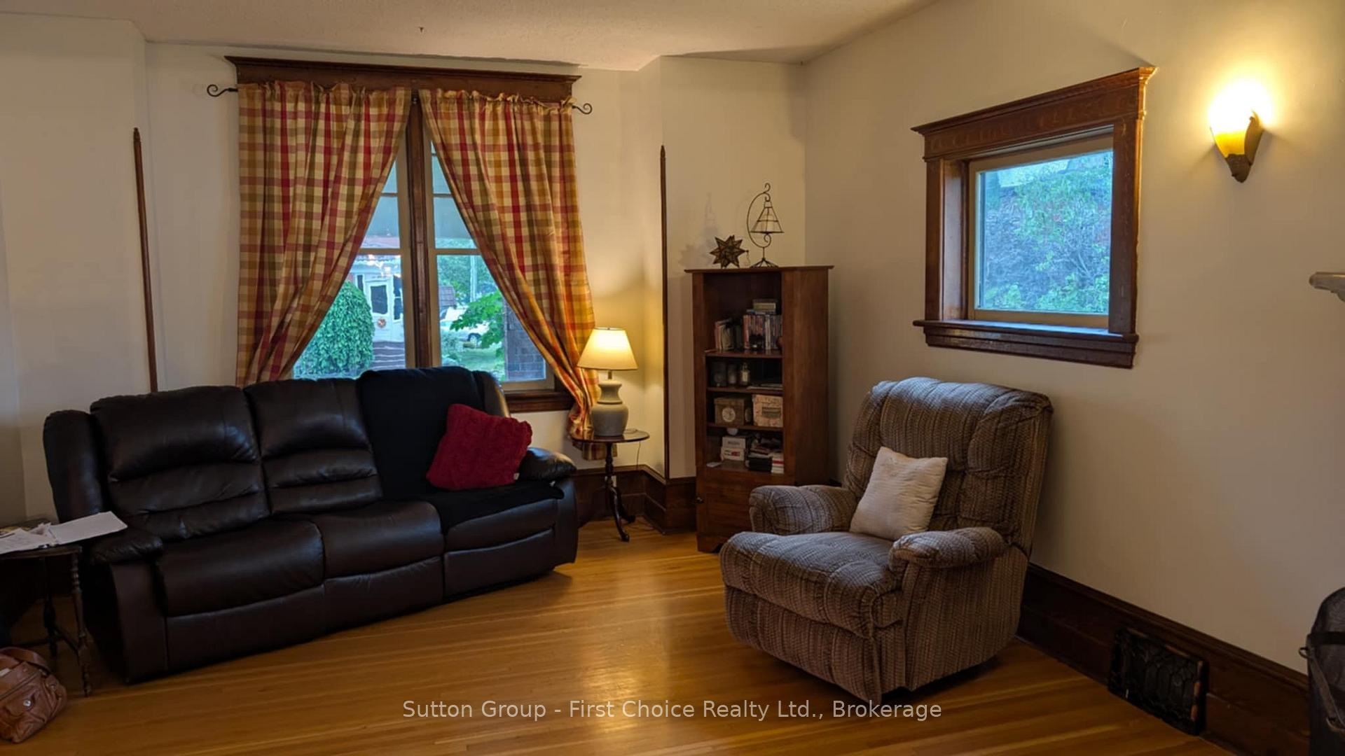 Photo 15 of 135 St. David Street N, West Perth, Mitchell — HOMEH