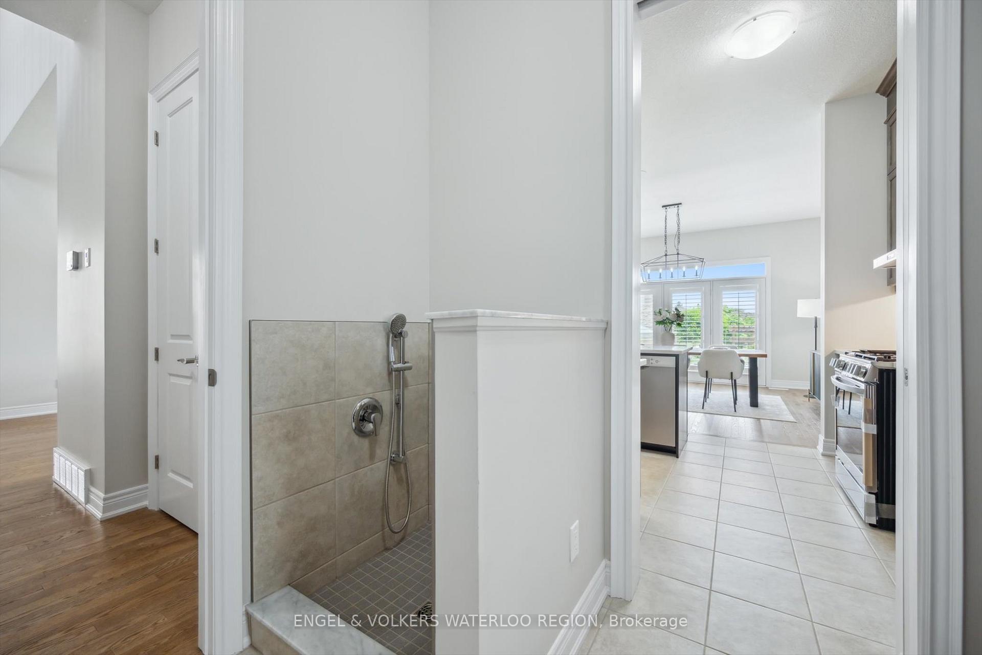 Photo 19 of 304 Carriage Way, Waterloo — HOMEH