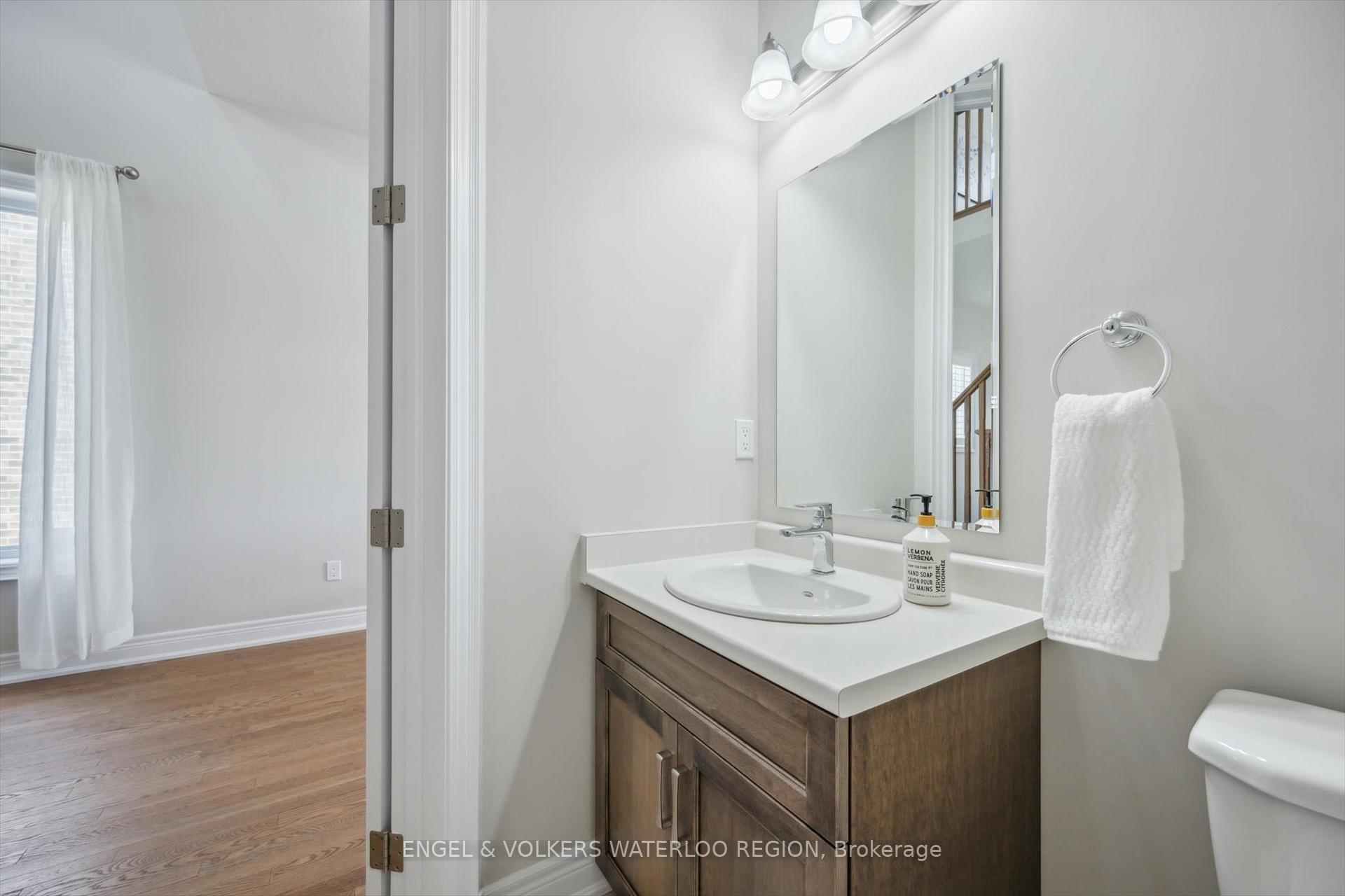Photo 21 of 304 Carriage Way, Waterloo — HOMEH