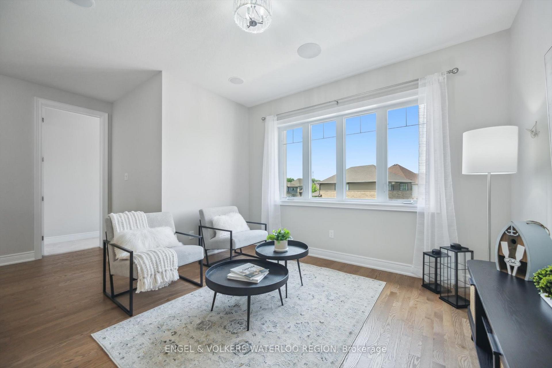 Photo 22 of 304 Carriage Way, Waterloo — HOMEH