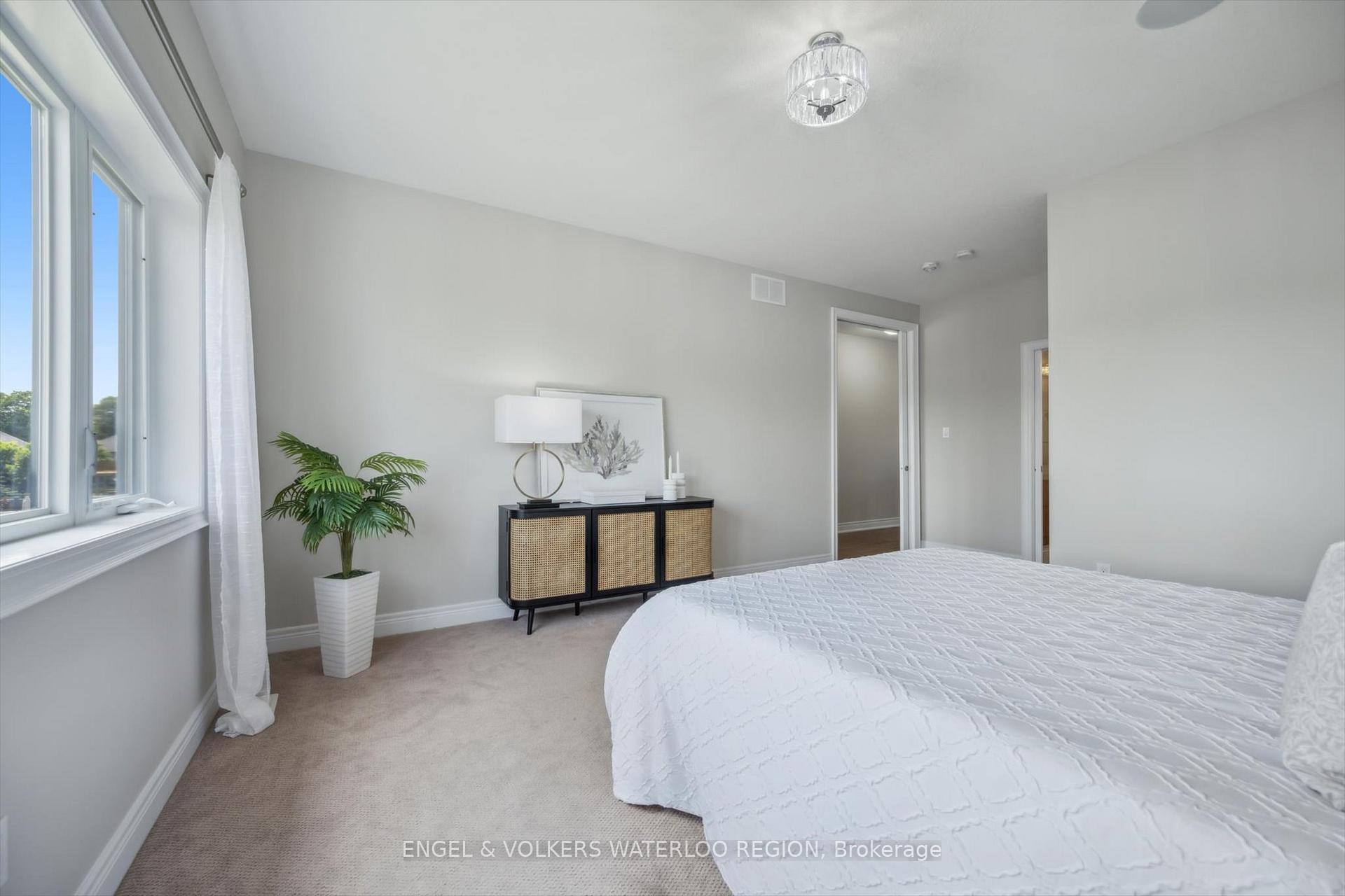 Photo 26 of 304 Carriage Way, Waterloo — HOMEH