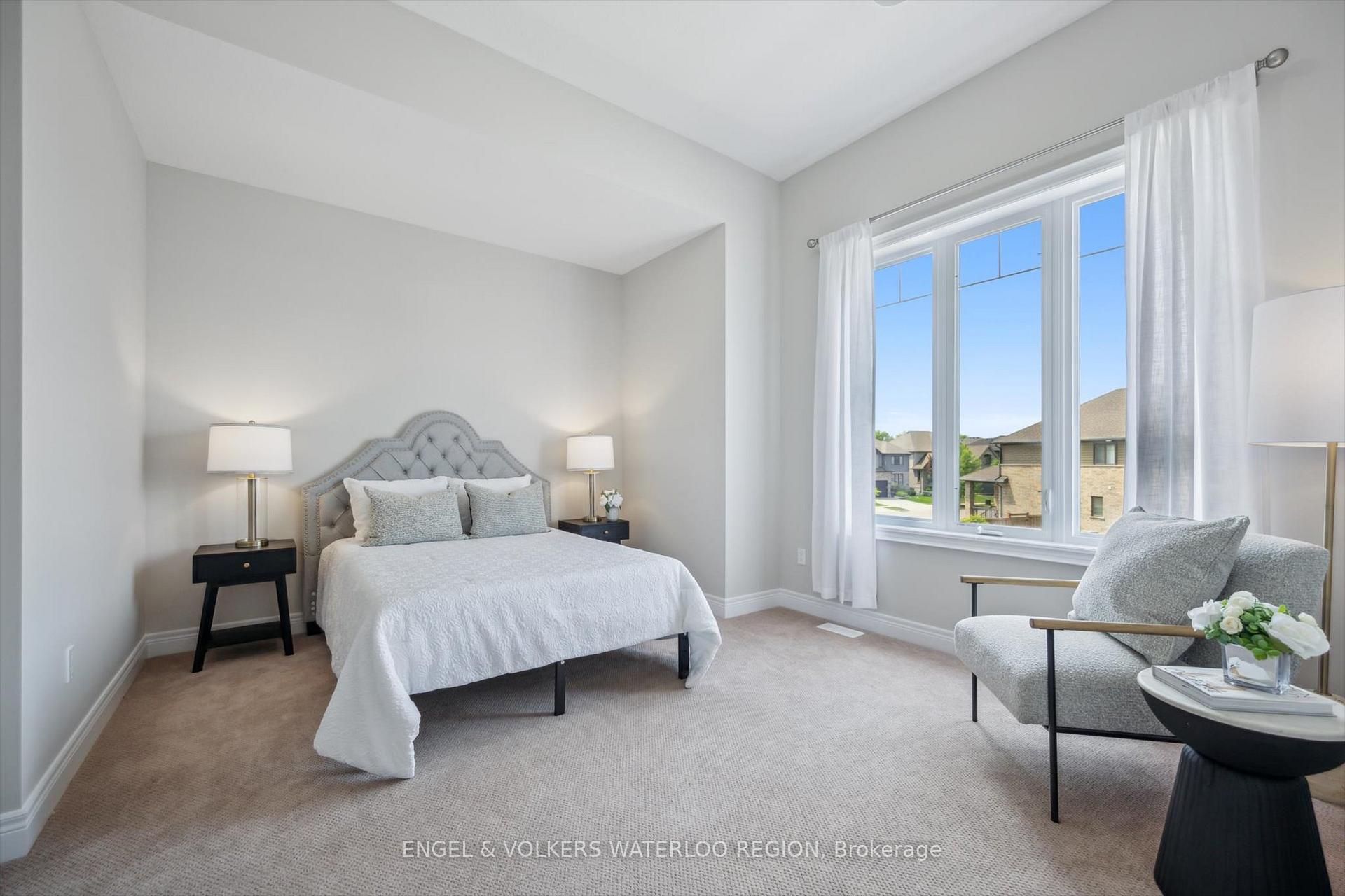 Photo 34 of 304 Carriage Way, Waterloo — HOMEH