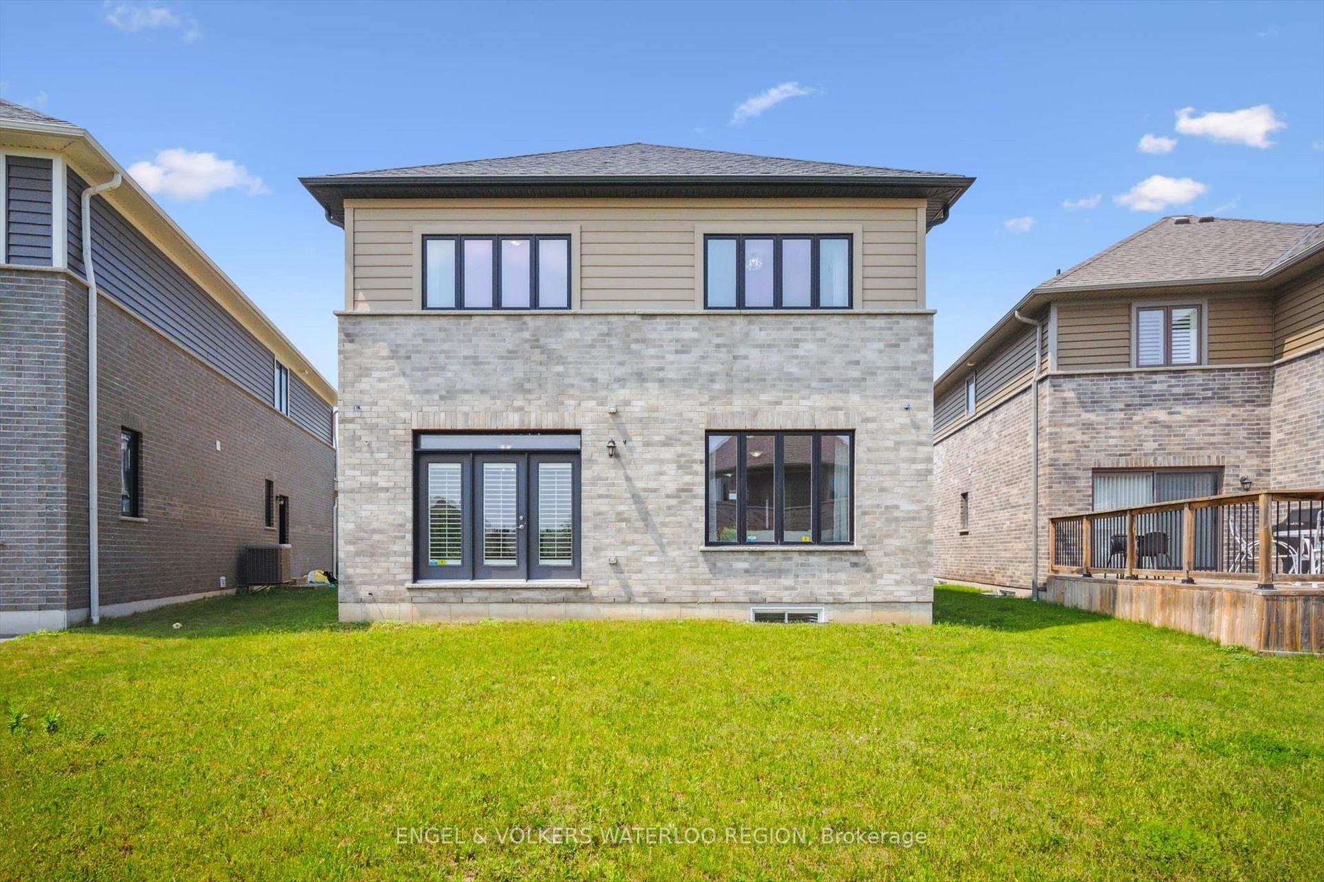 Photo 47 of 304 Carriage Way, Waterloo — HOMEH