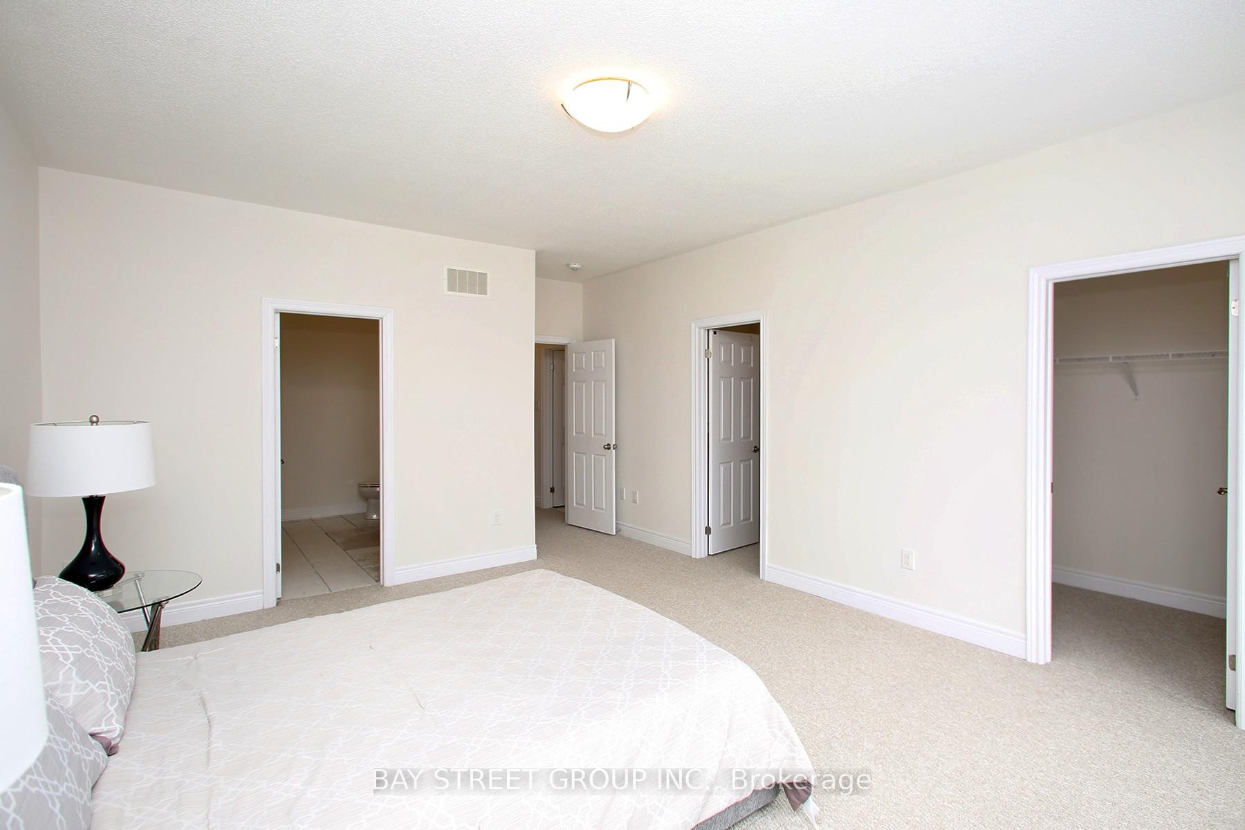 Photo 25 of 102 Carrville Woods Circle, Vaughan, Patterson — HOMEH