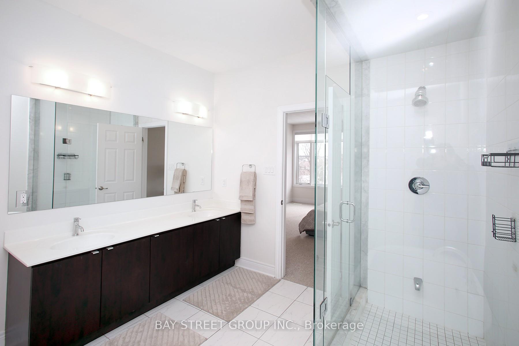 Photo 28 of 102 Carrville Woods Circle, Vaughan, Patterson — HOMEH