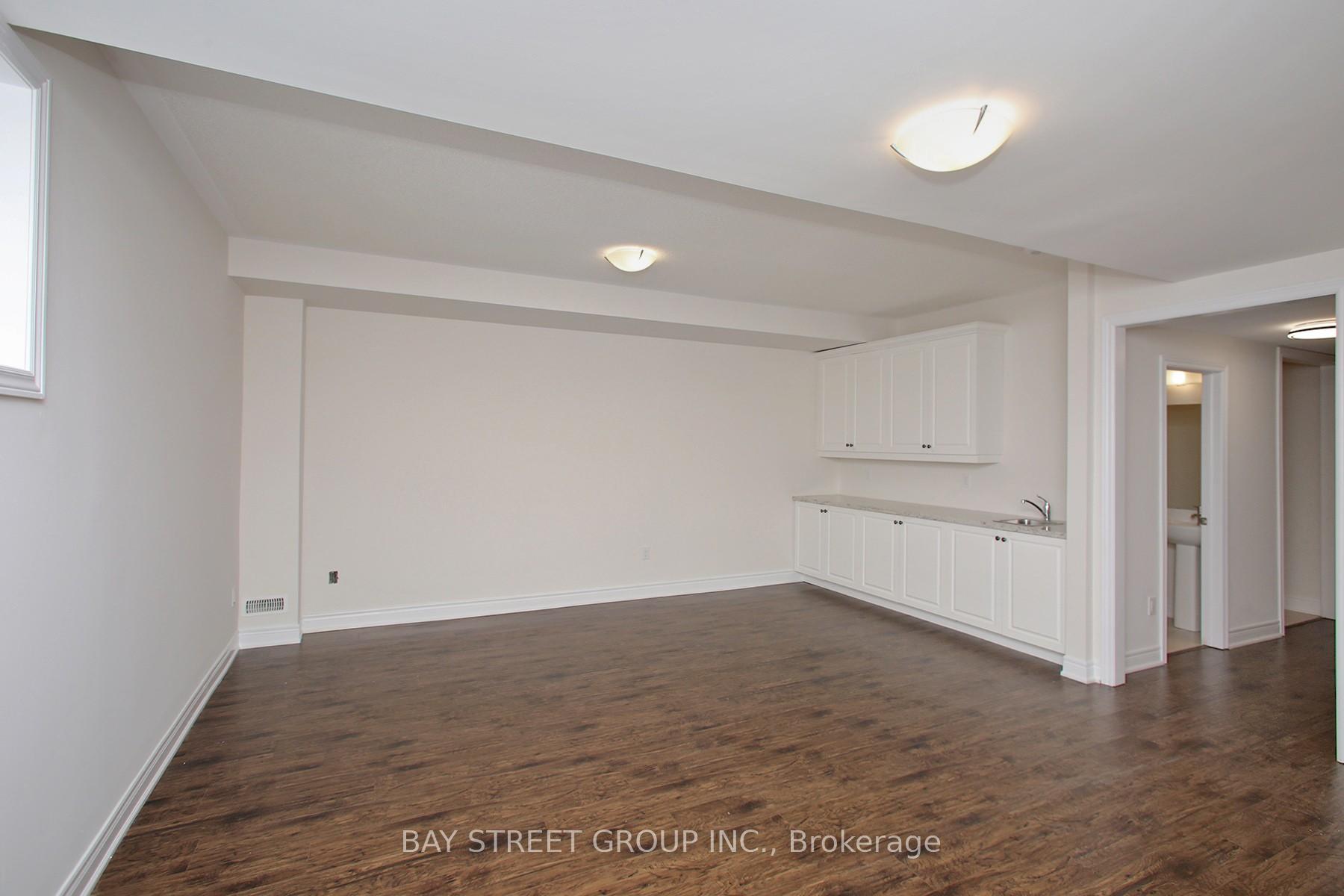 Photo 36 of 102 Carrville Woods Circle, Vaughan, Patterson — HOMEH