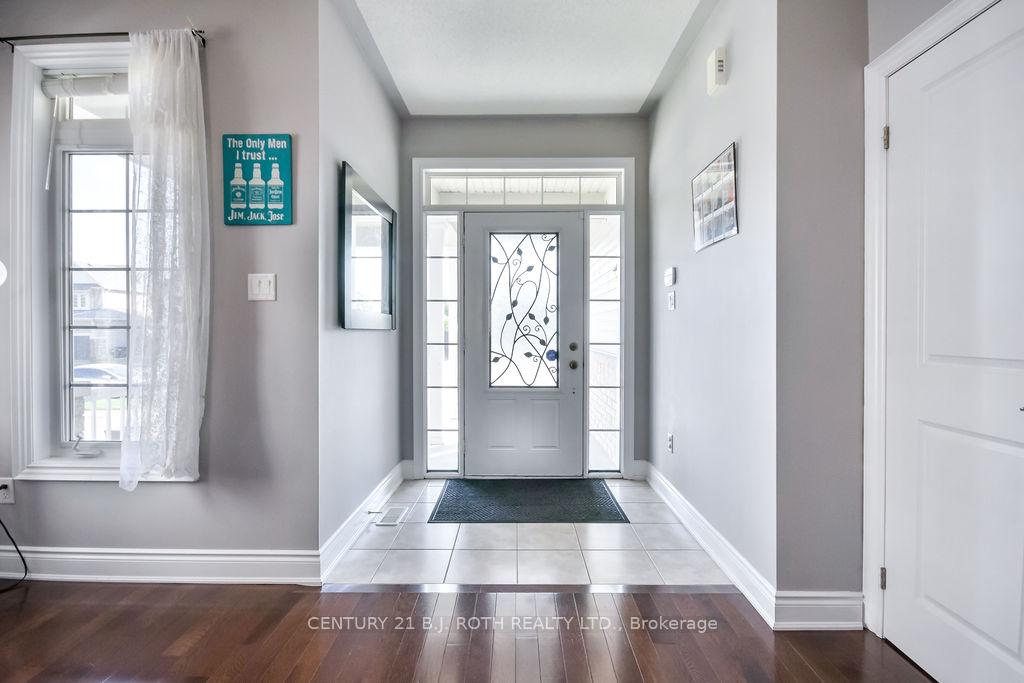 Photo 3 of 58 Christy Drive, Wasaga Beach — HOMEH