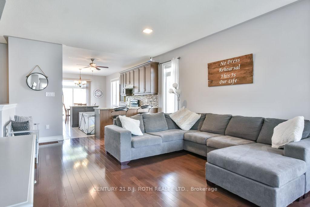 Photo 7 of 58 Christy Drive, Wasaga Beach — HOMEH
