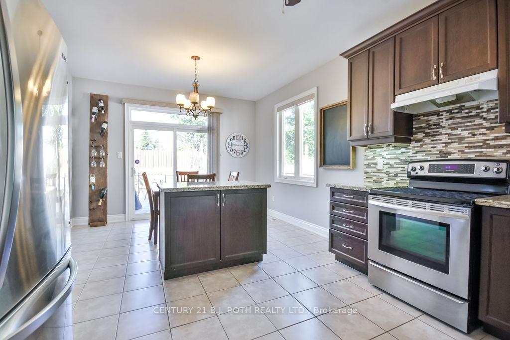 Photo 9 of 58 Christy Drive, Wasaga Beach — HOMEH