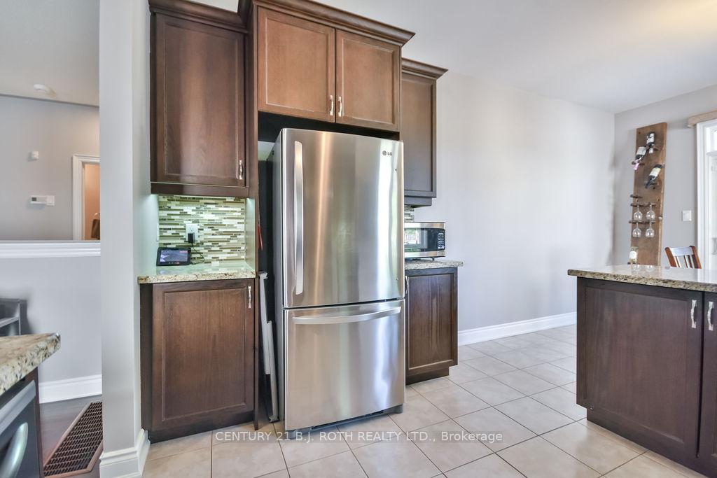 Photo 12 of 58 Christy Drive, Wasaga Beach — HOMEH