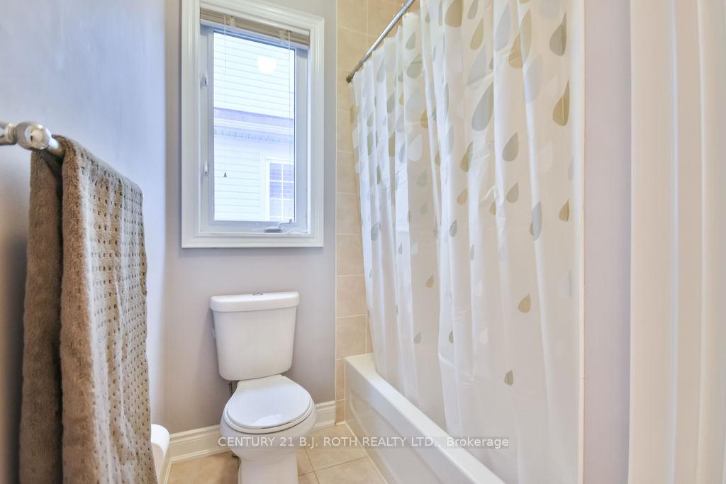 Photo 19 of 58 Christy Drive, Wasaga Beach — HOMEH