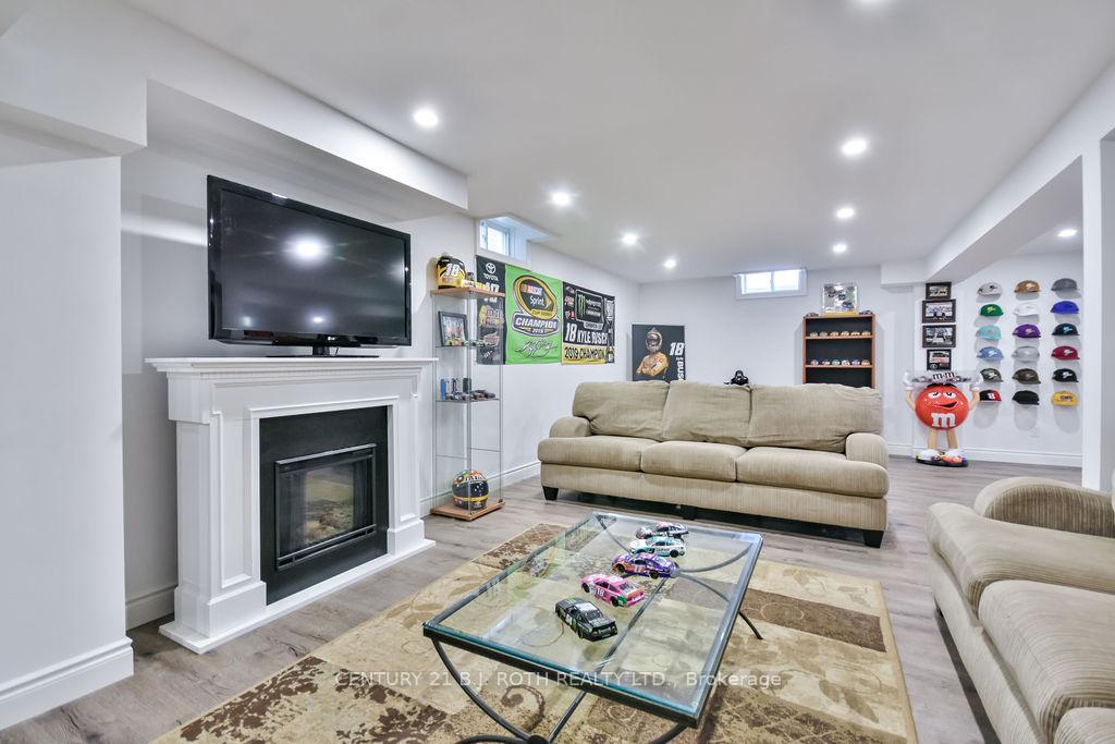 Photo 25 of 58 Christy Drive, Wasaga Beach — HOMEH