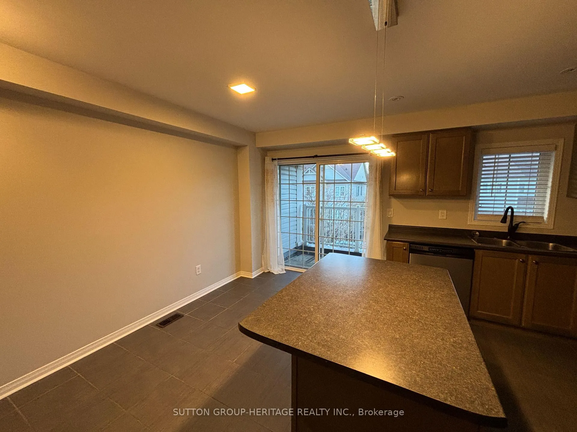Photo 6 of 102 Harbourside Drive, Whitby, Port Whitby — HOMEH