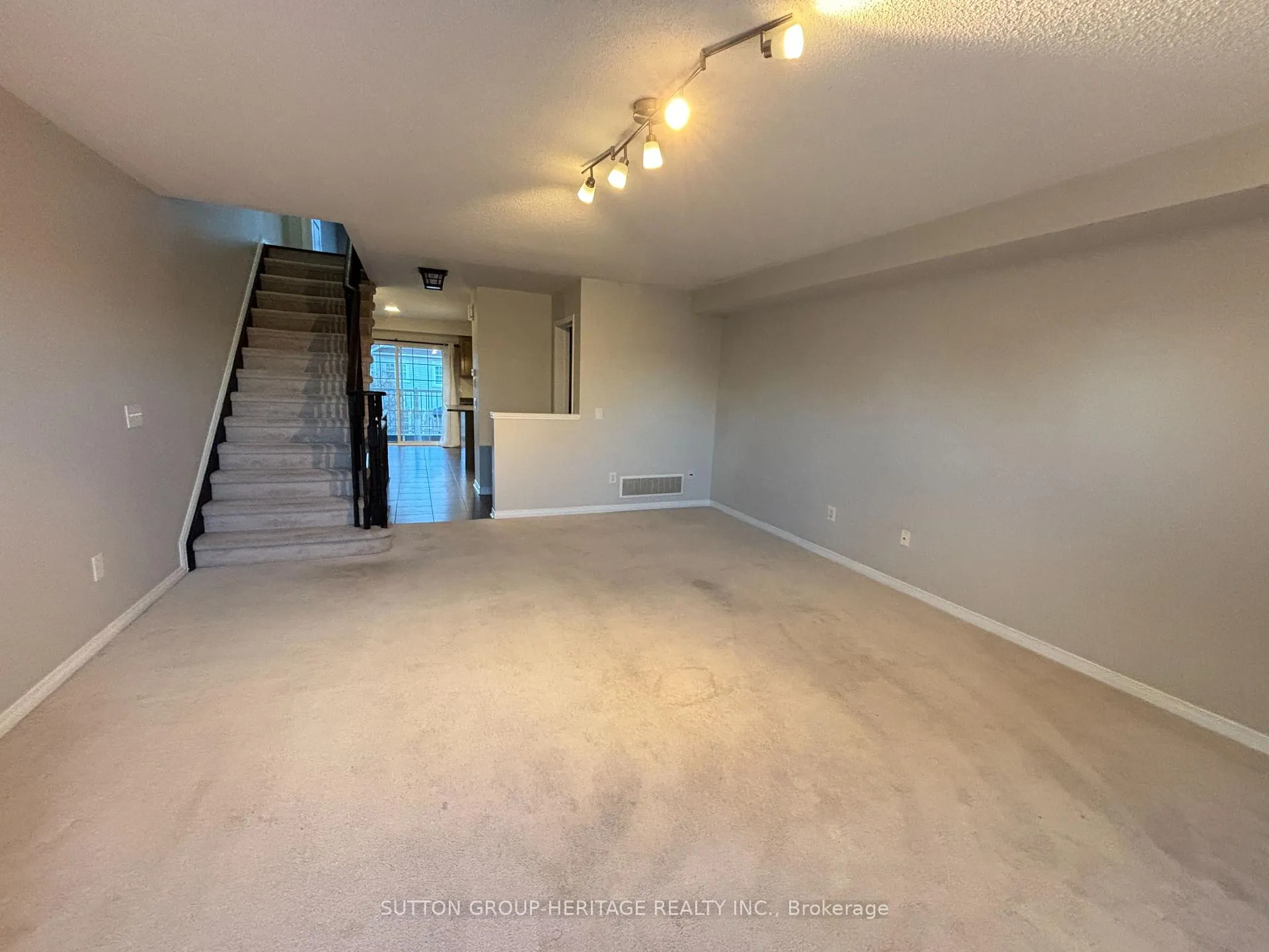 Photo 14 of 102 Harbourside Drive, Whitby, Port Whitby — HOMEH