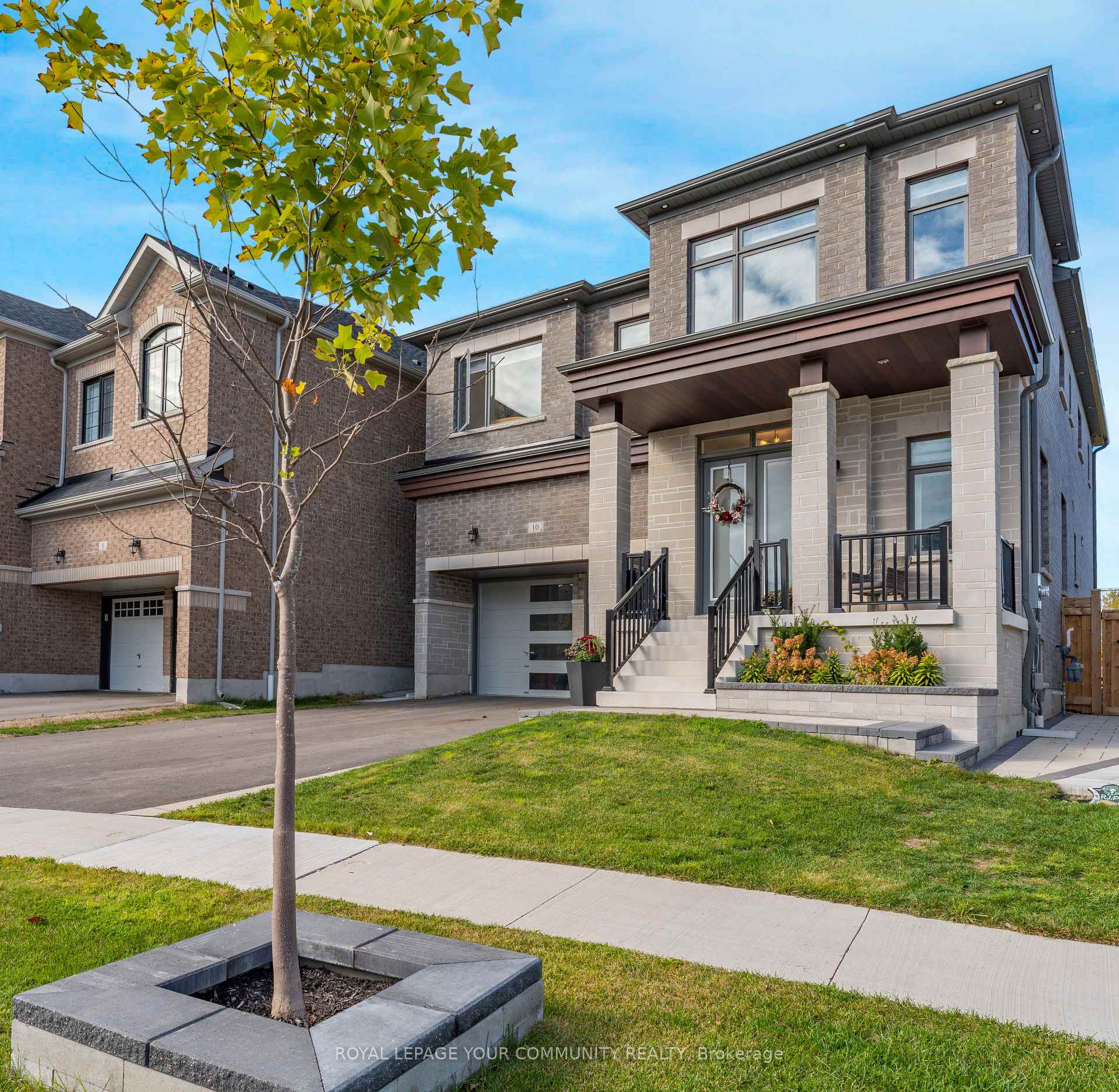 Photo 1 of 10 Priory Drive, Whitby, Rural Whitby — HOMEH