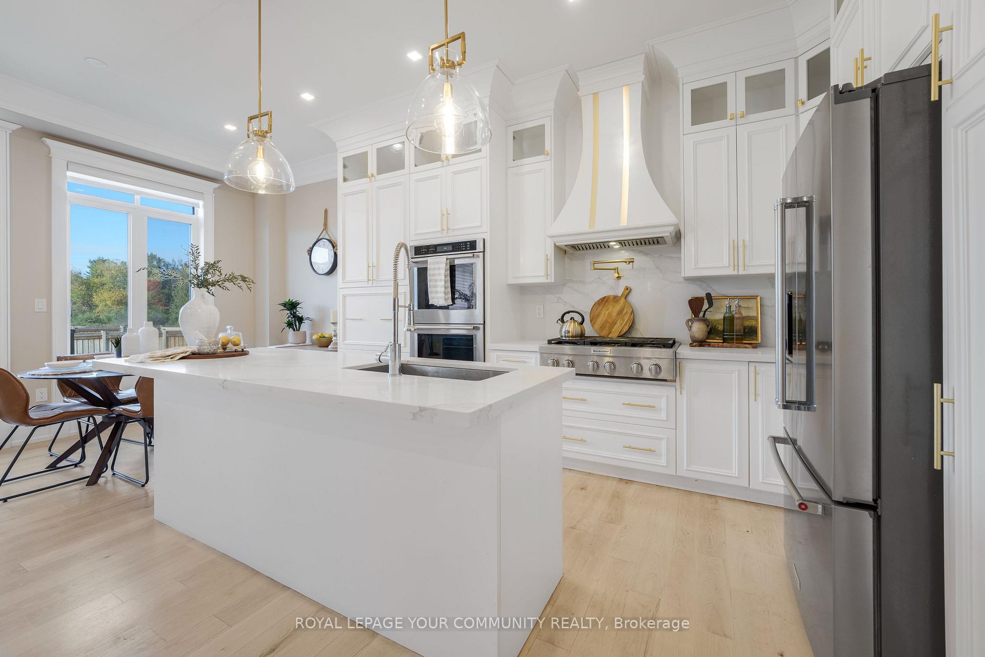 Photo 13 of 10 Priory Drive, Whitby, Rural Whitby — HOMEH