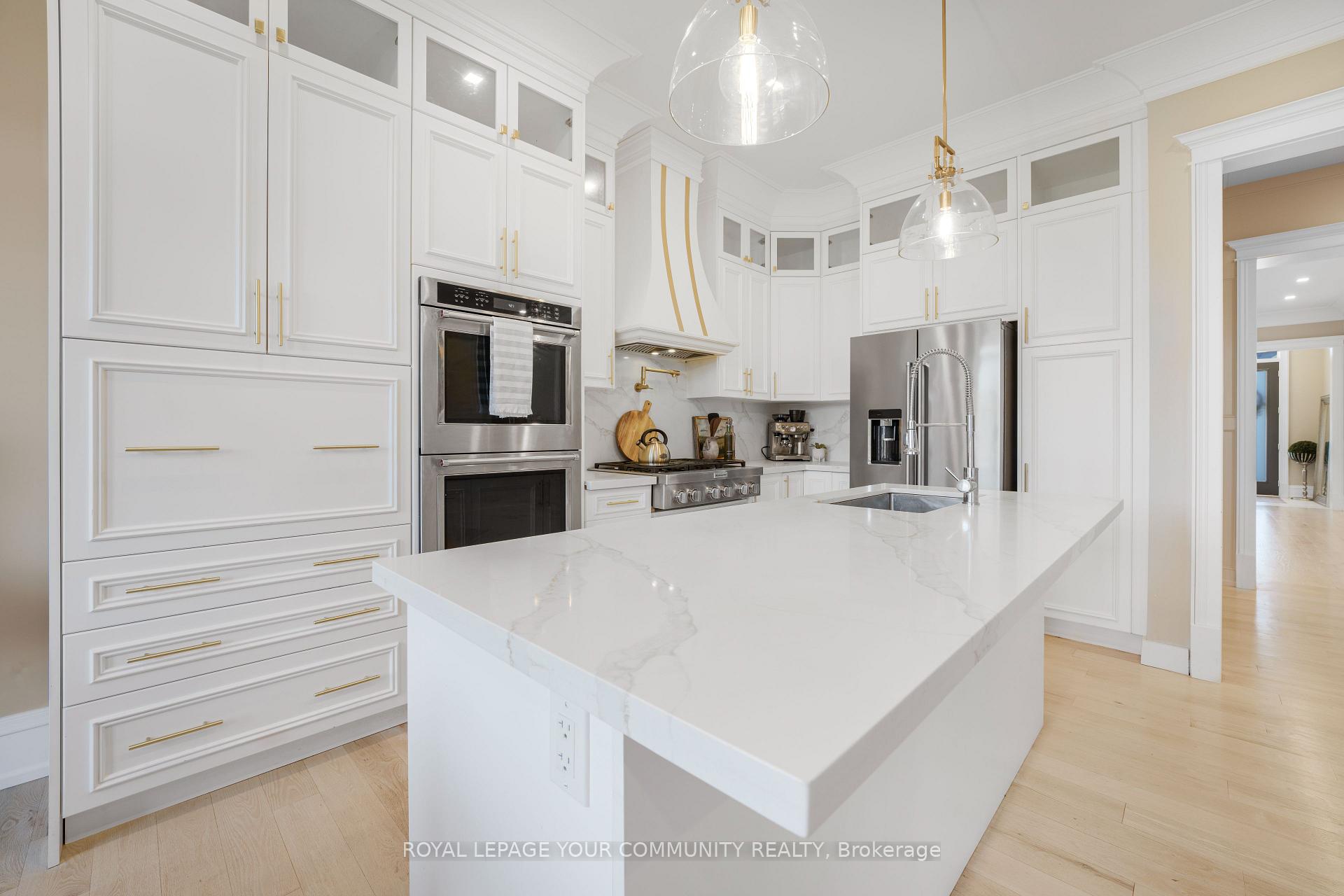 Photo 14 of 10 Priory Drive, Whitby, Rural Whitby — HOMEH