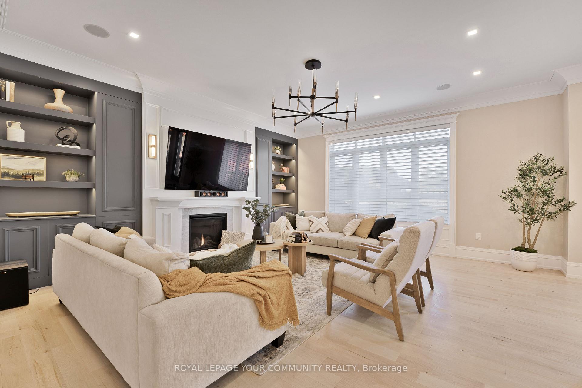 Photo 18 of 10 Priory Drive, Whitby, Rural Whitby — HOMEH