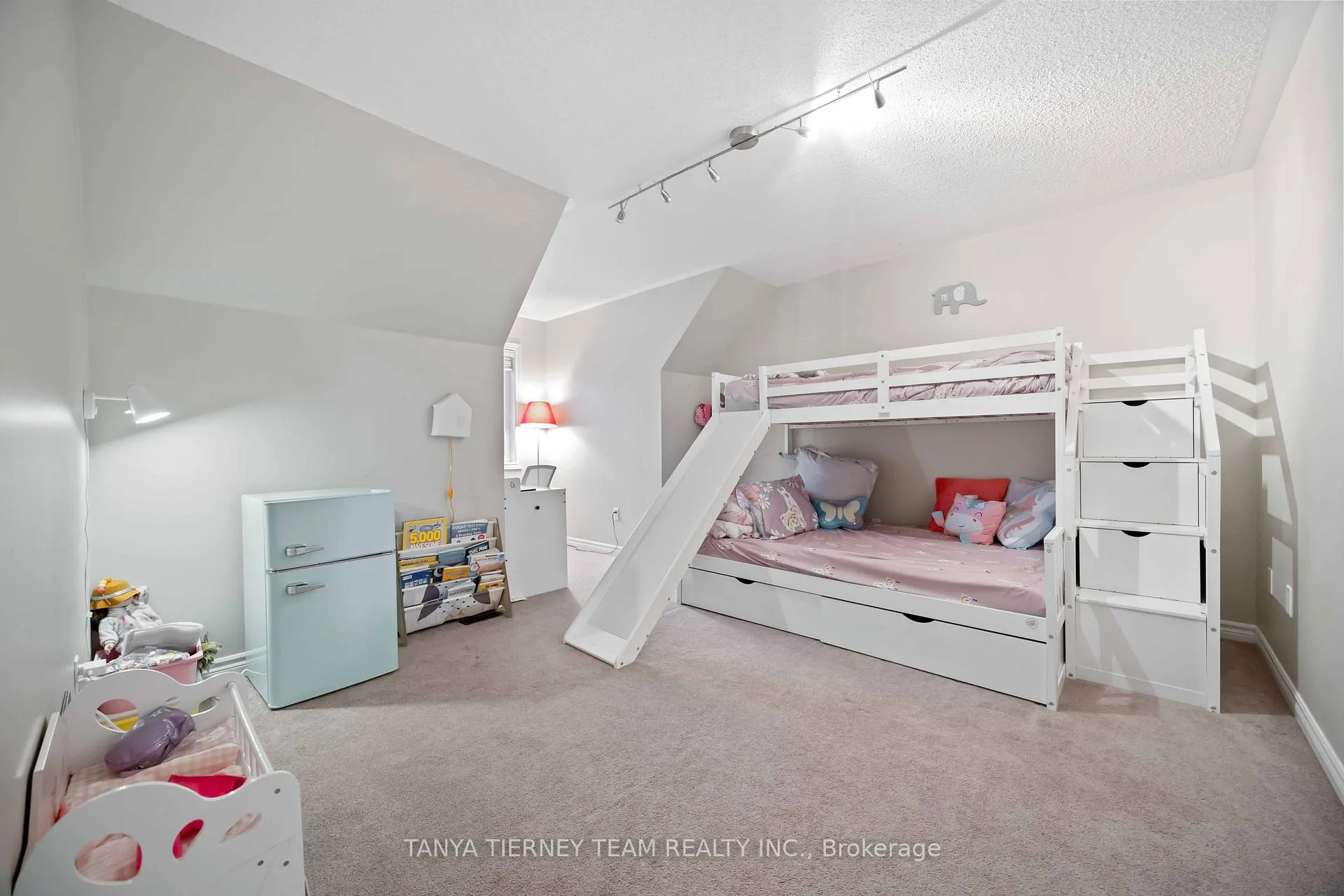 Photo 37 of 67 Florence Drive, Whitby, Taunton North — HOMEH