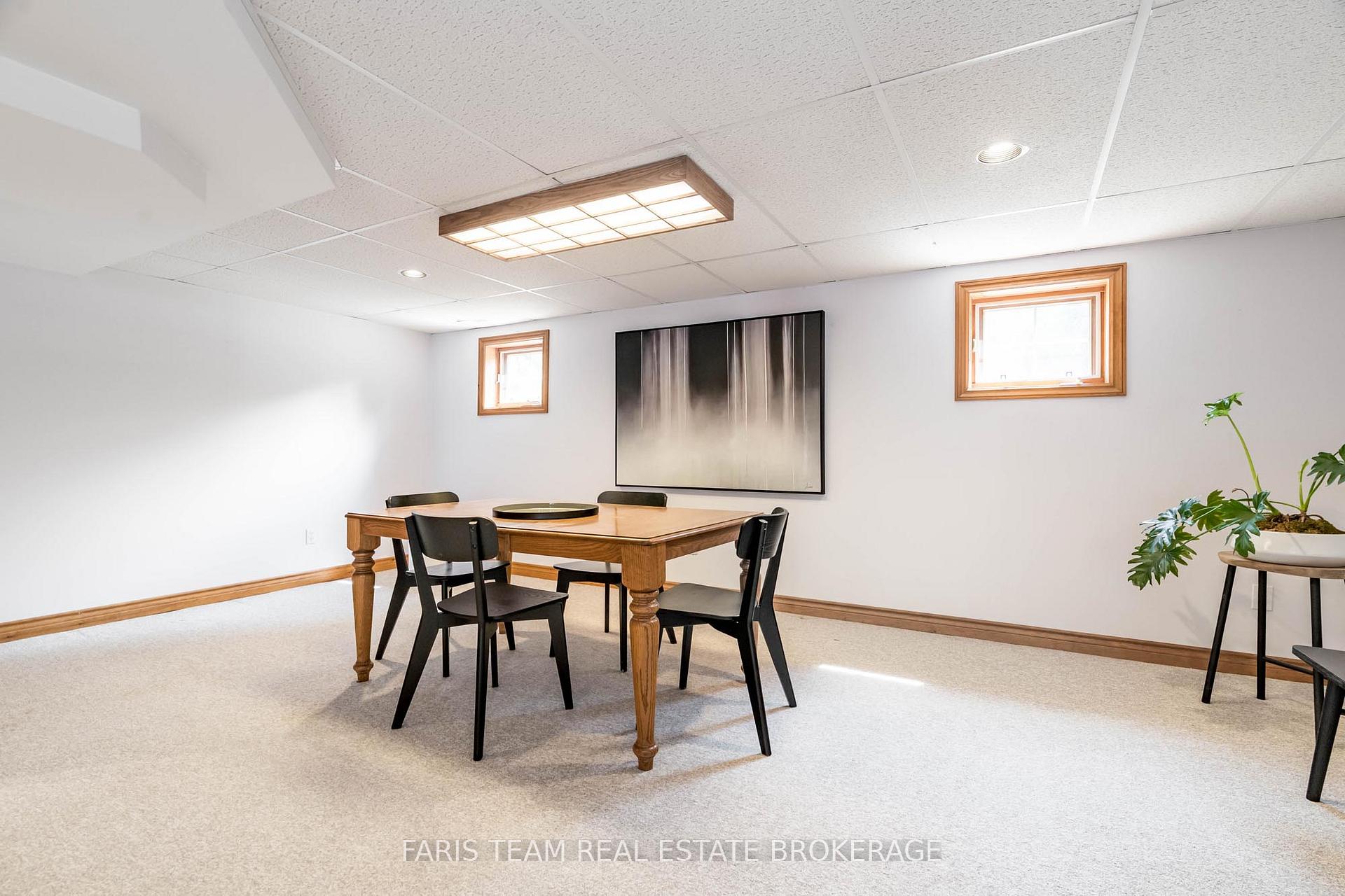 Photo 34 of 9 Fairway Crescent, Wasaga Beach — HOMEH