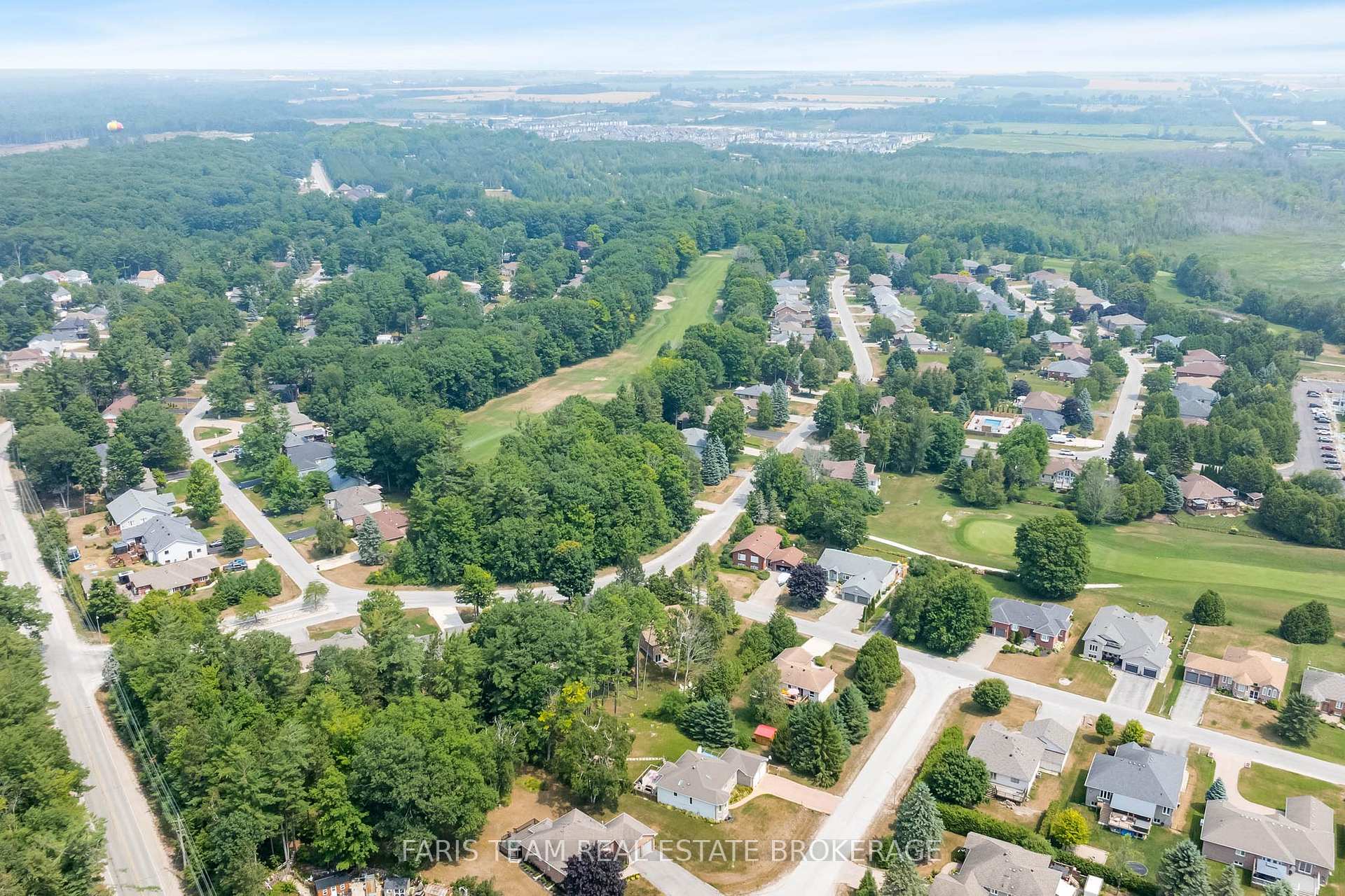 Photo 49 of 9 Fairway Crescent, Wasaga Beach — HOMEH