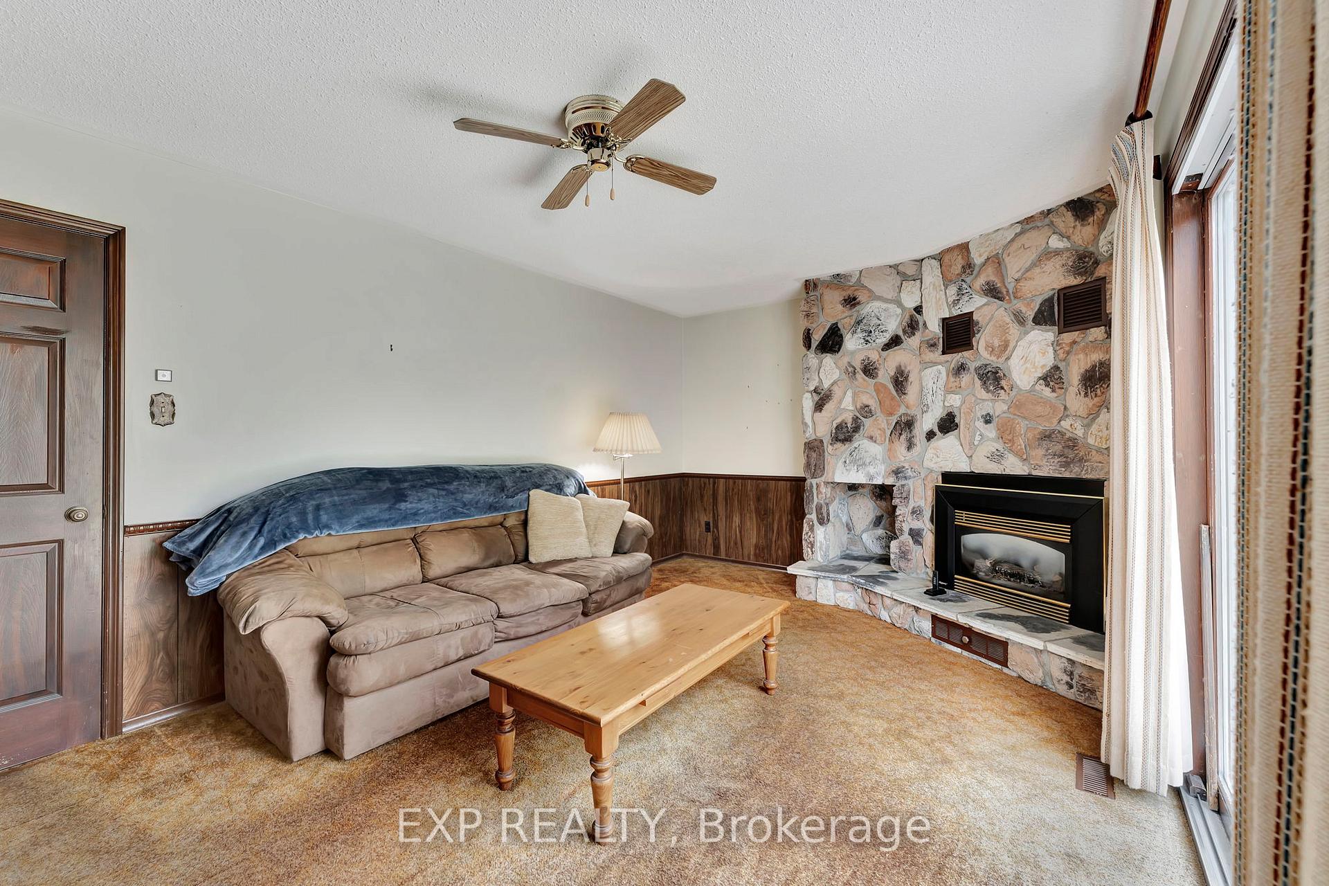 Photo 17 of 165 Harvard Road, Waterloo — HOMEH